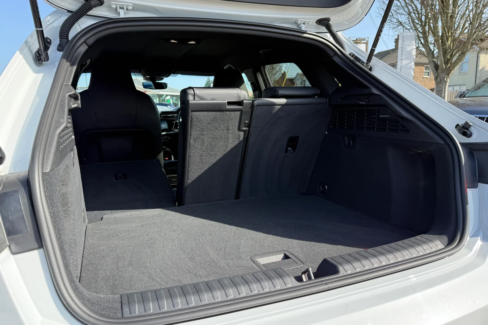 Audi A3 thumbnail image number 37