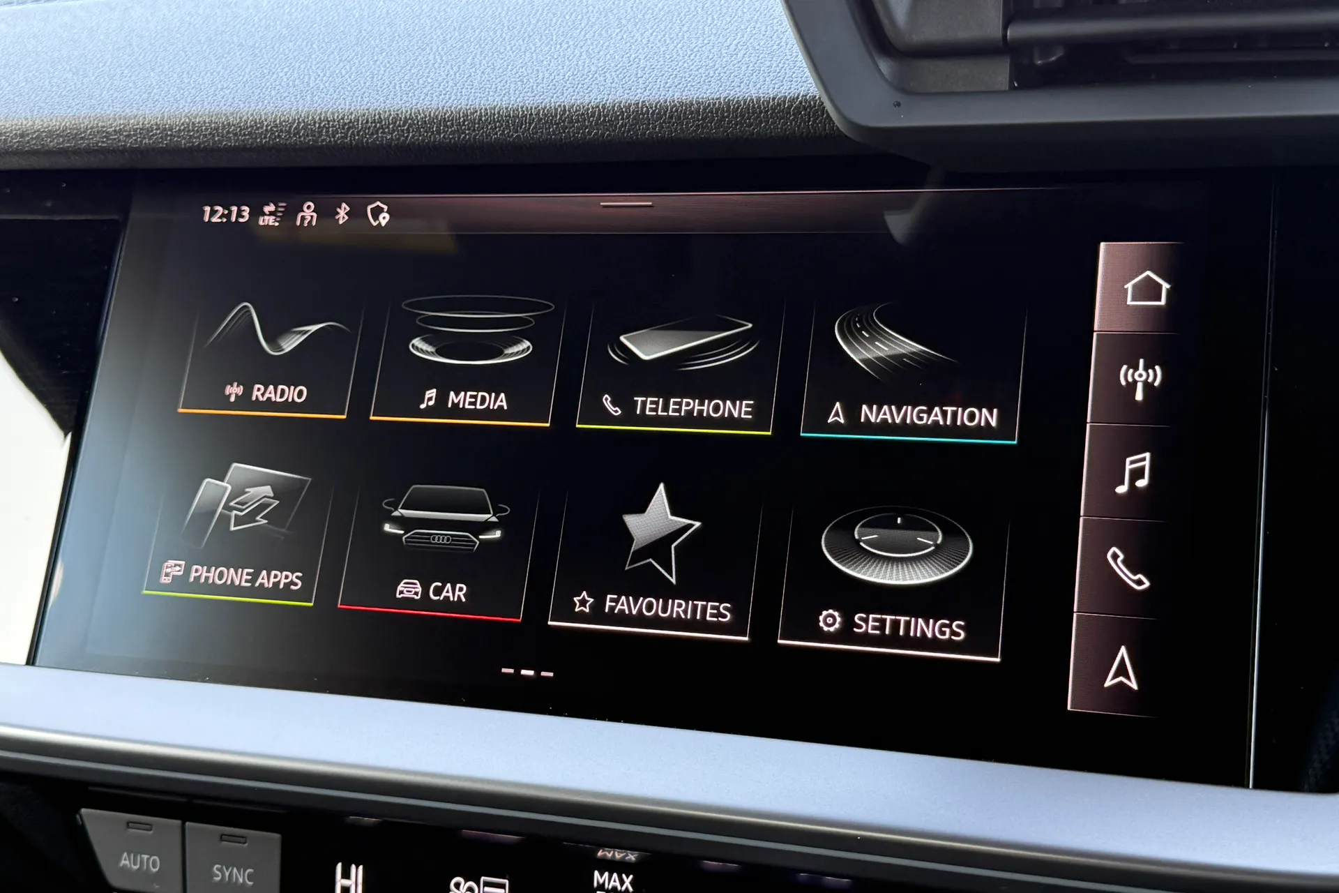 Audi A3 thumbnail image number 13