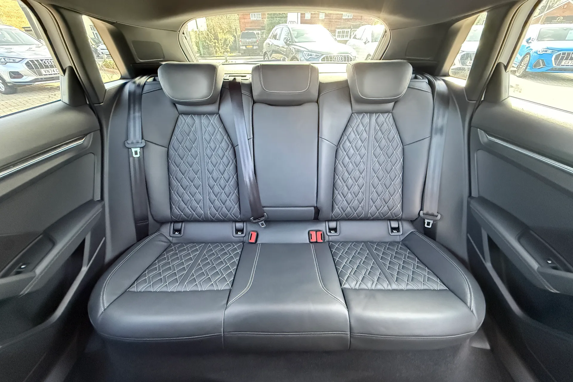 Audi A3 thumbnail image number 39