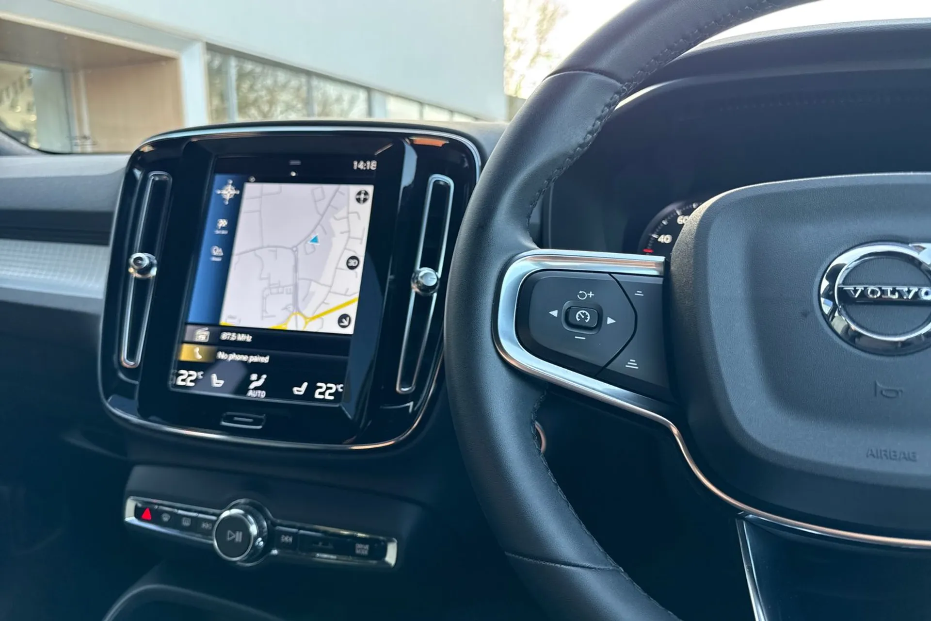 Volvo XC40 thumbnail image number 36