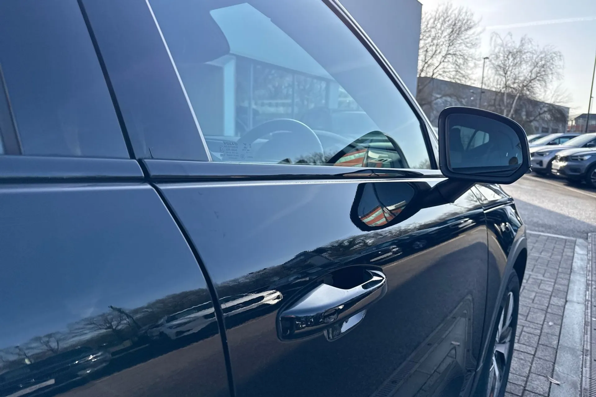 Volvo XC40 thumbnail image number 17