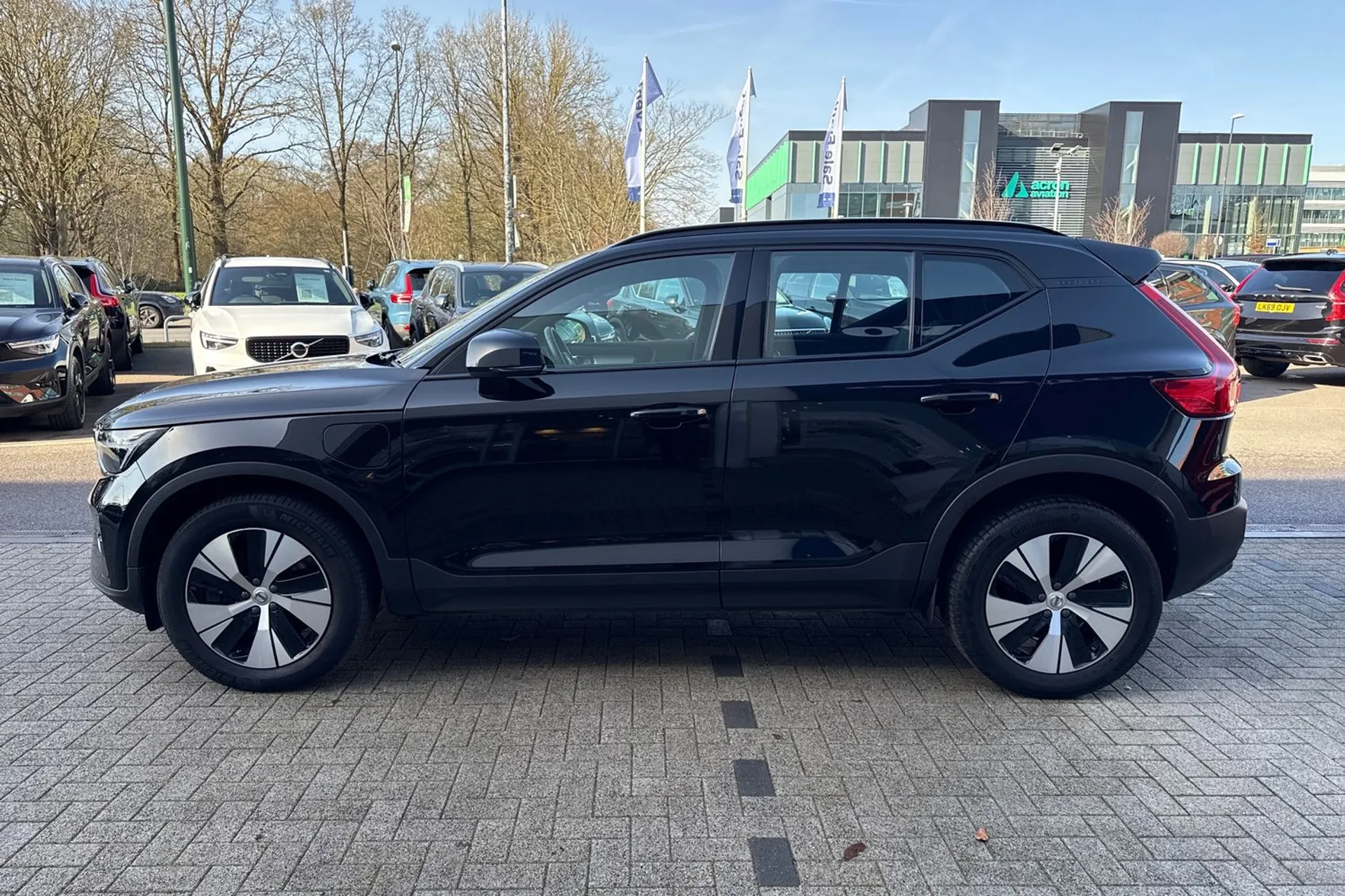 Volvo XC40 thumbnail image number 11