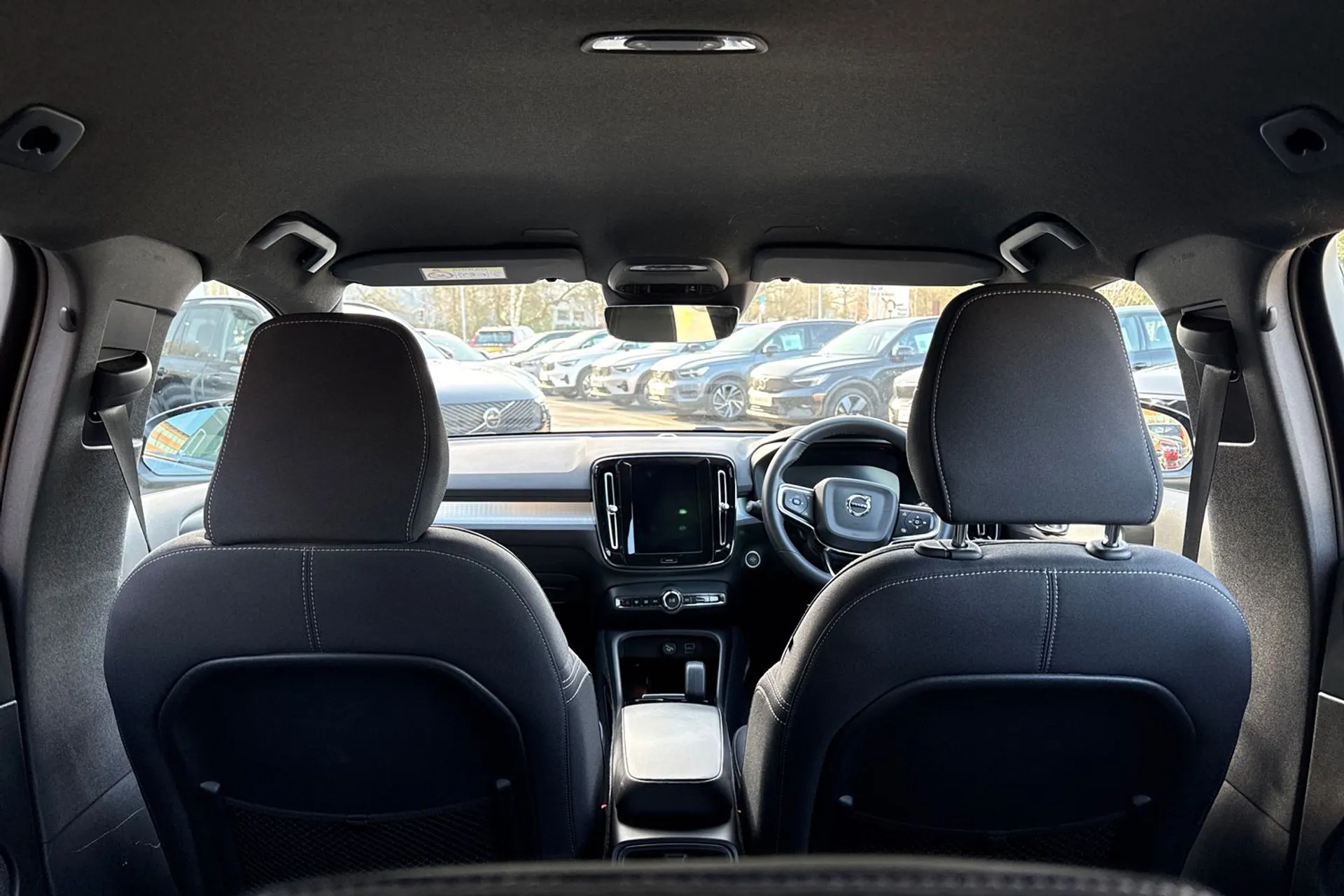 Volvo XC40 thumbnail image number 22