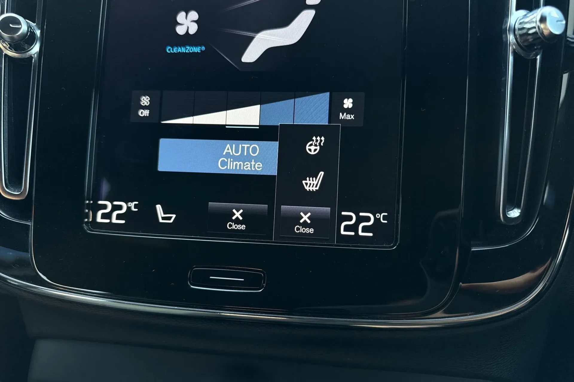 Volvo XC40 thumbnail image number 39