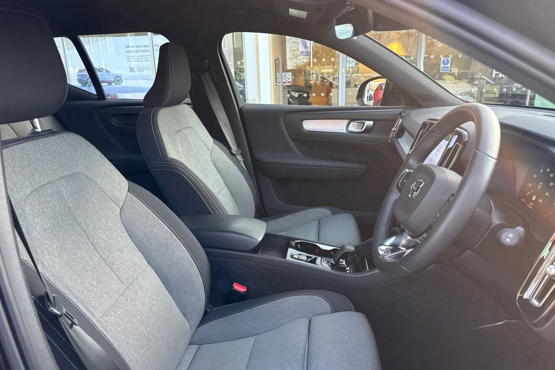 Volvo XC40 thumbnail image number 26