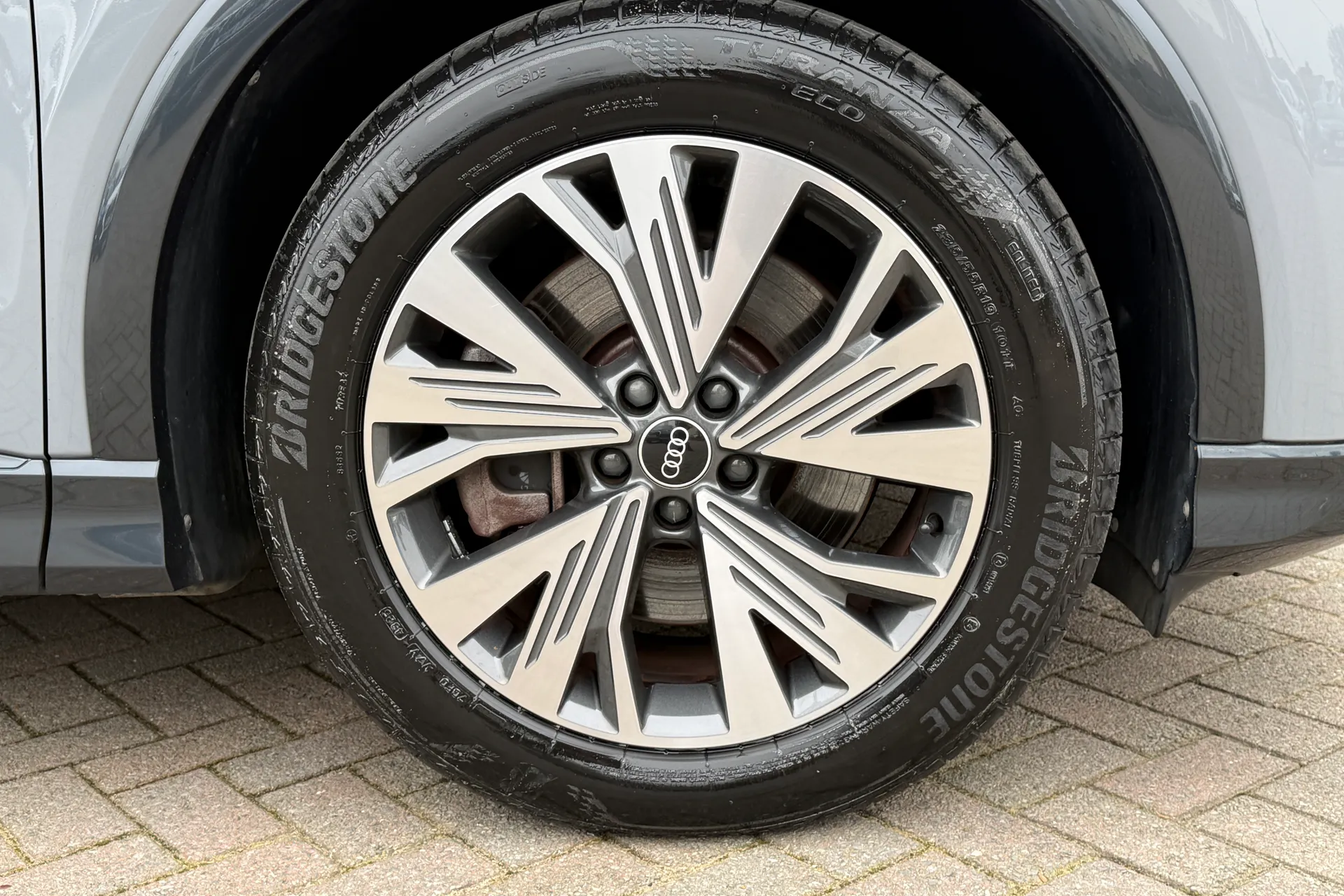 Audi Q4 thumbnail image number 46