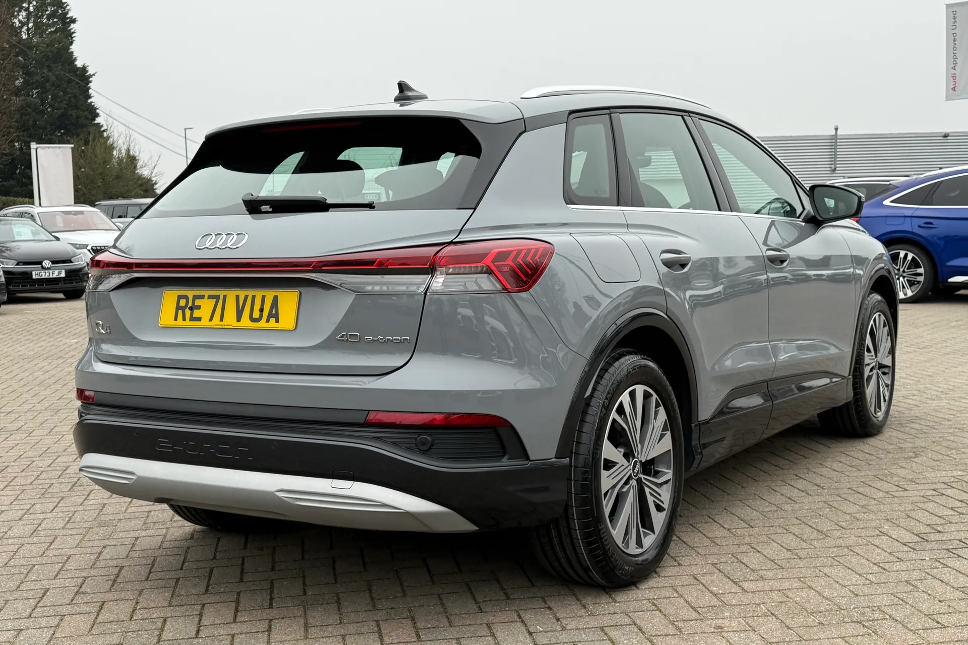 Audi Q4 thumbnail image number 31