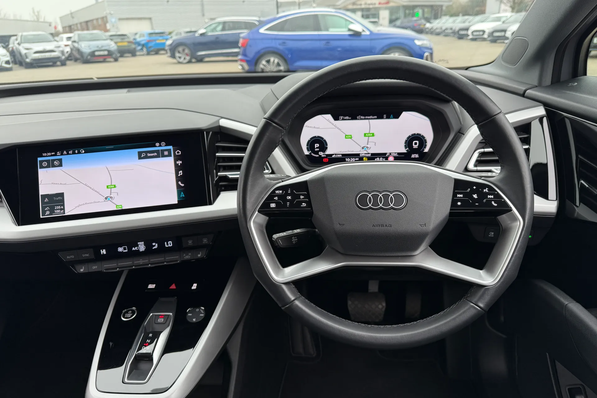 Audi Q4 thumbnail image number 5