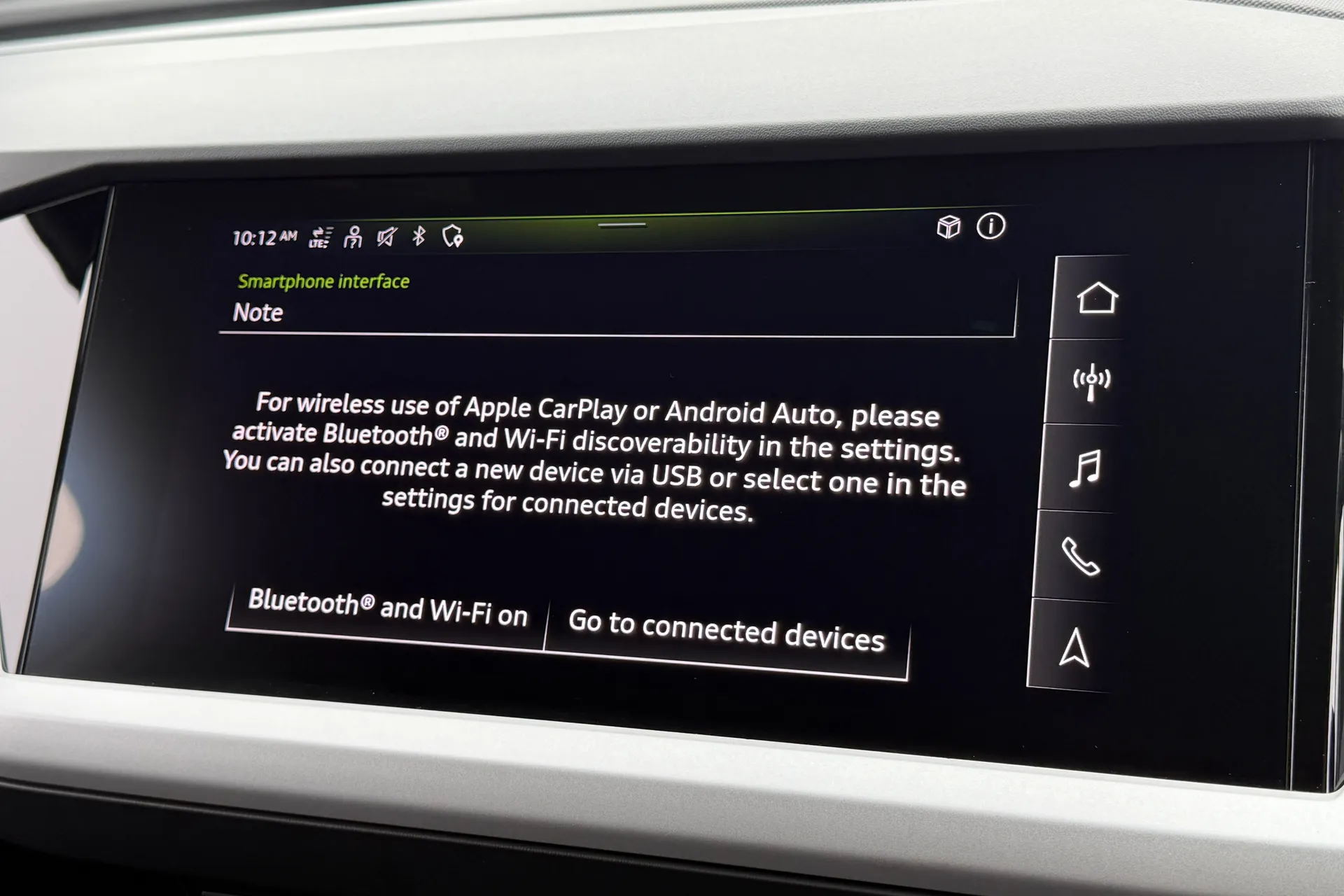 Audi Q4 thumbnail image number 11