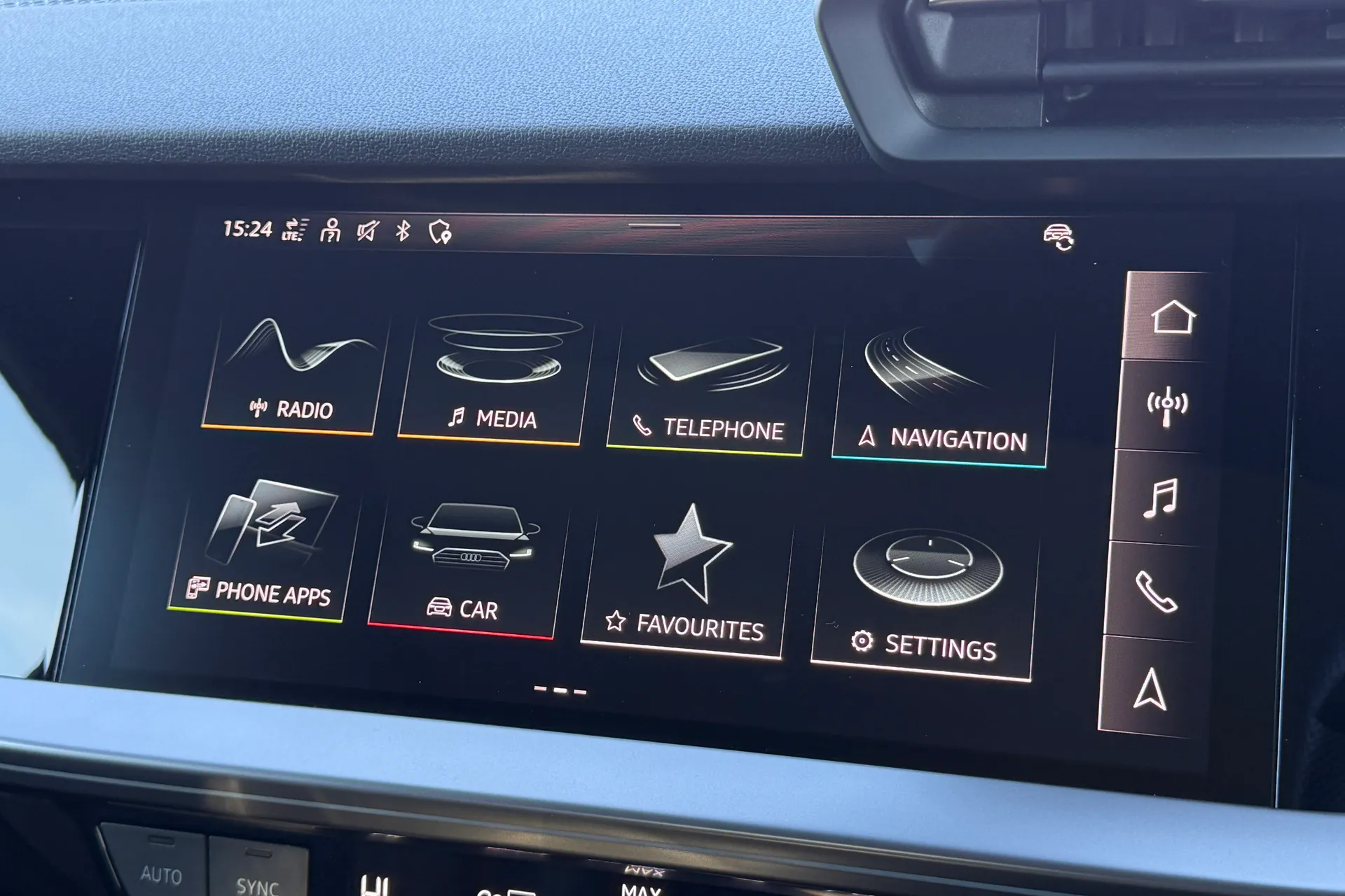 Audi A3 thumbnail image number 16