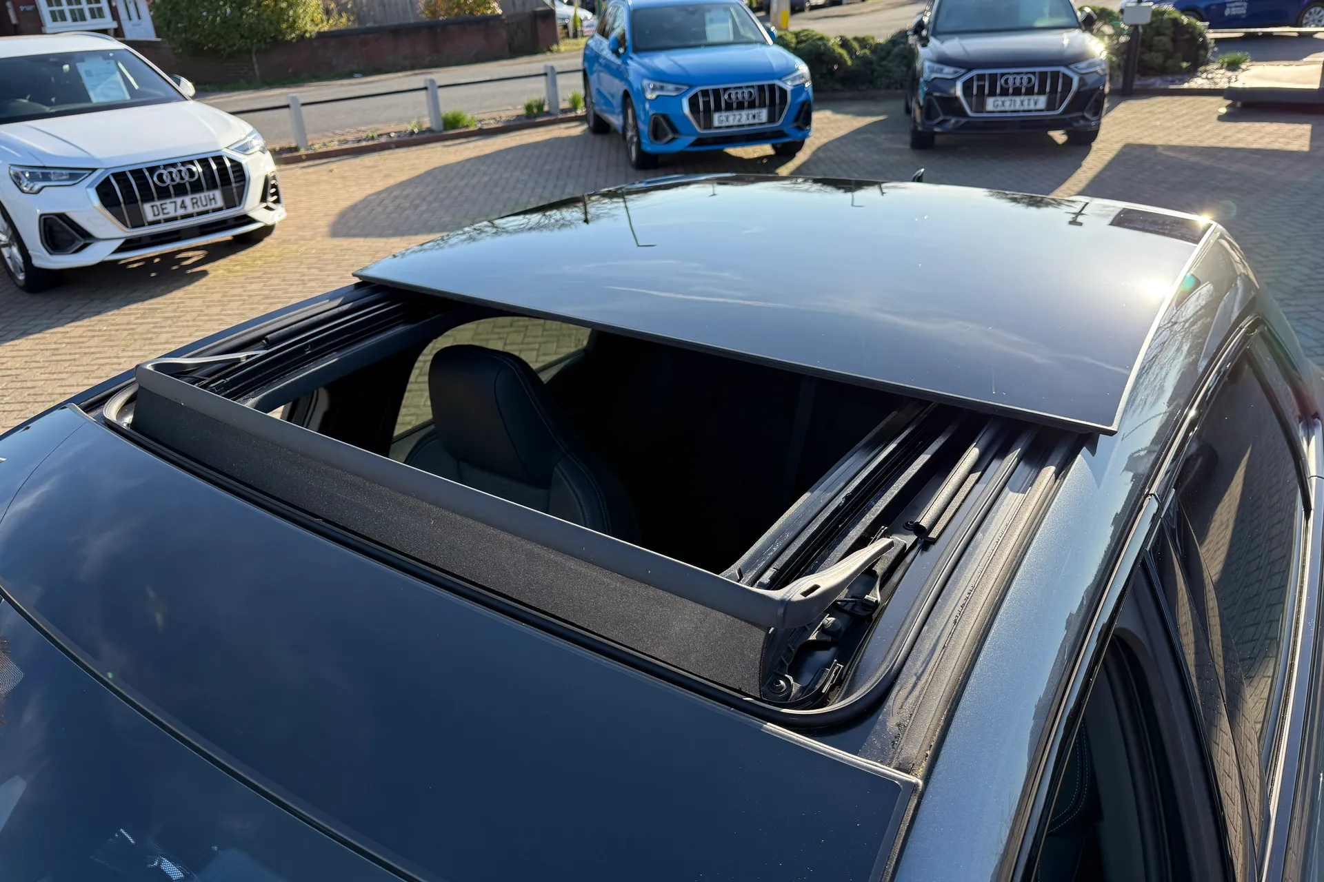 Audi A3 thumbnail image number 9