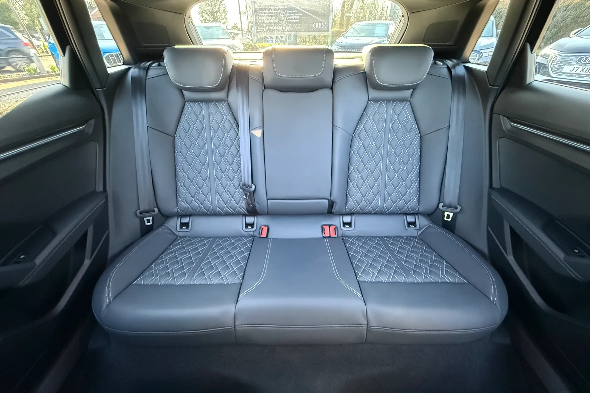 Audi A3 thumbnail image number 48