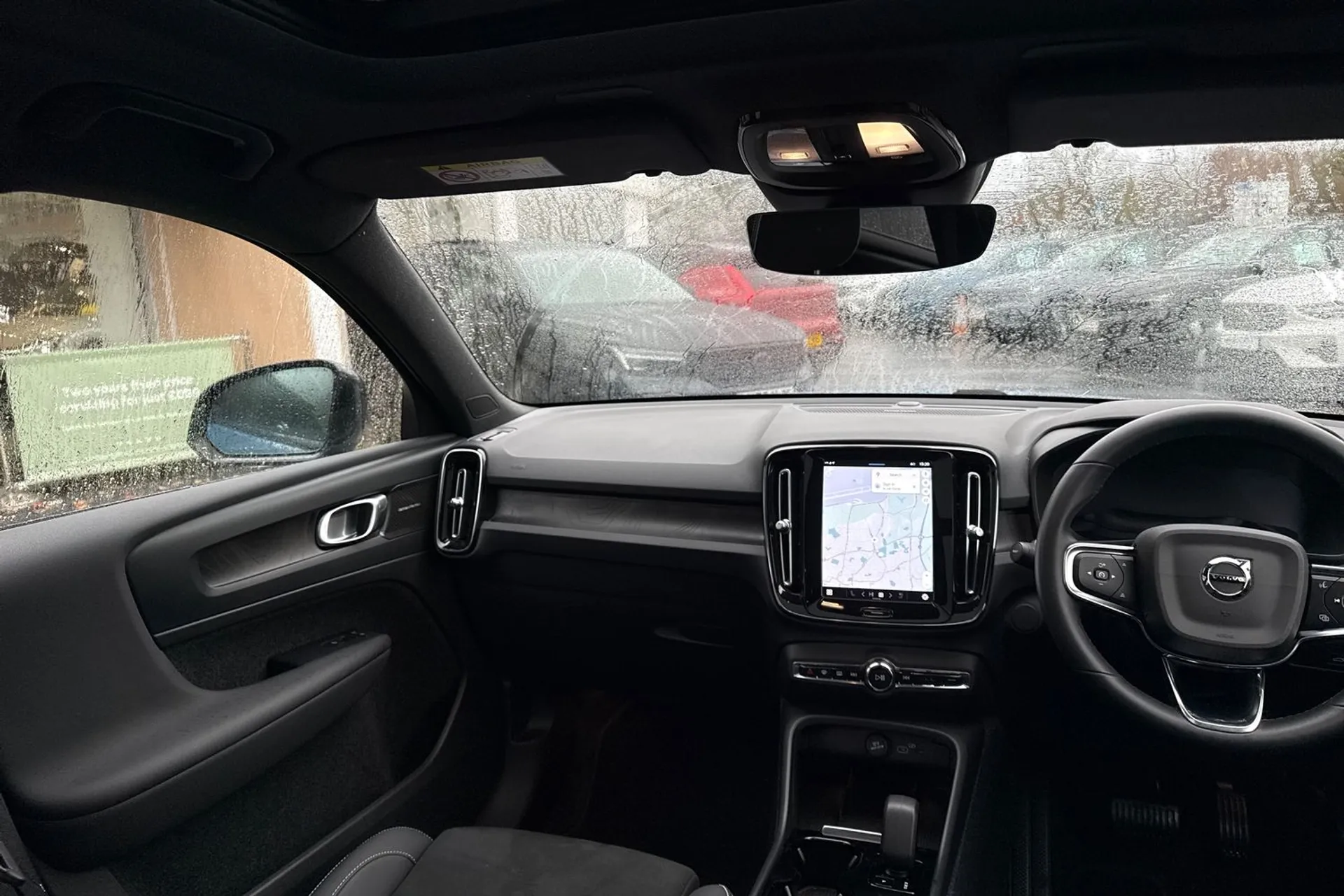 Volvo XC40 thumbnail image number 32