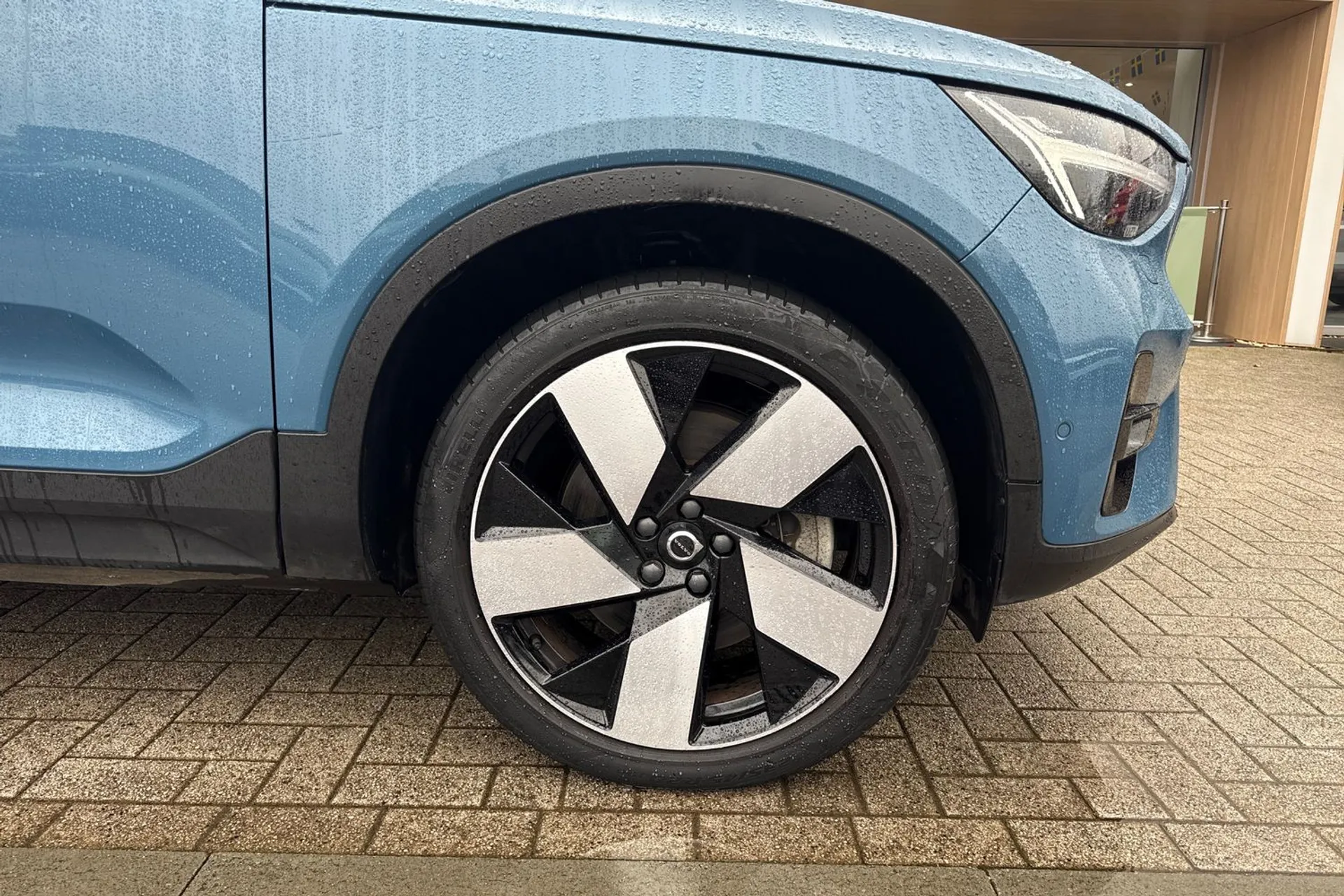 Volvo XC40 thumbnail image number 14