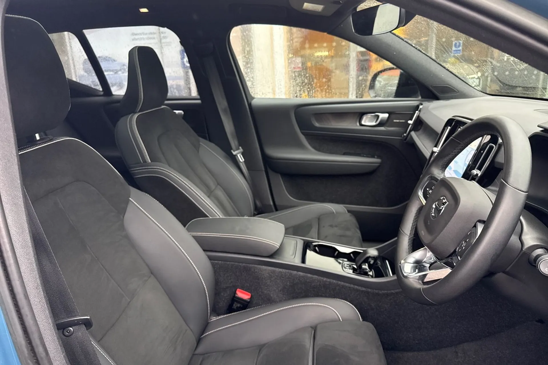 Volvo XC40 thumbnail image number 26