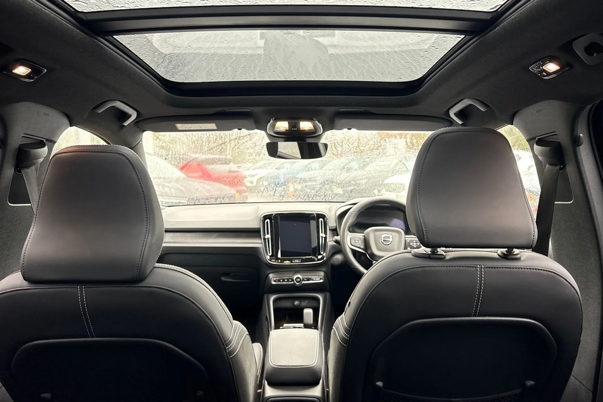 Volvo XC40 thumbnail image number 22