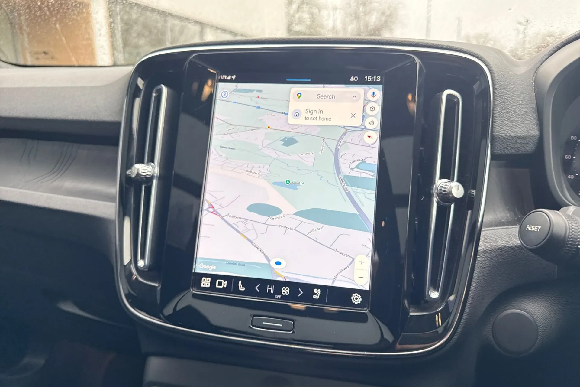 Volvo XC40 thumbnail image number 4