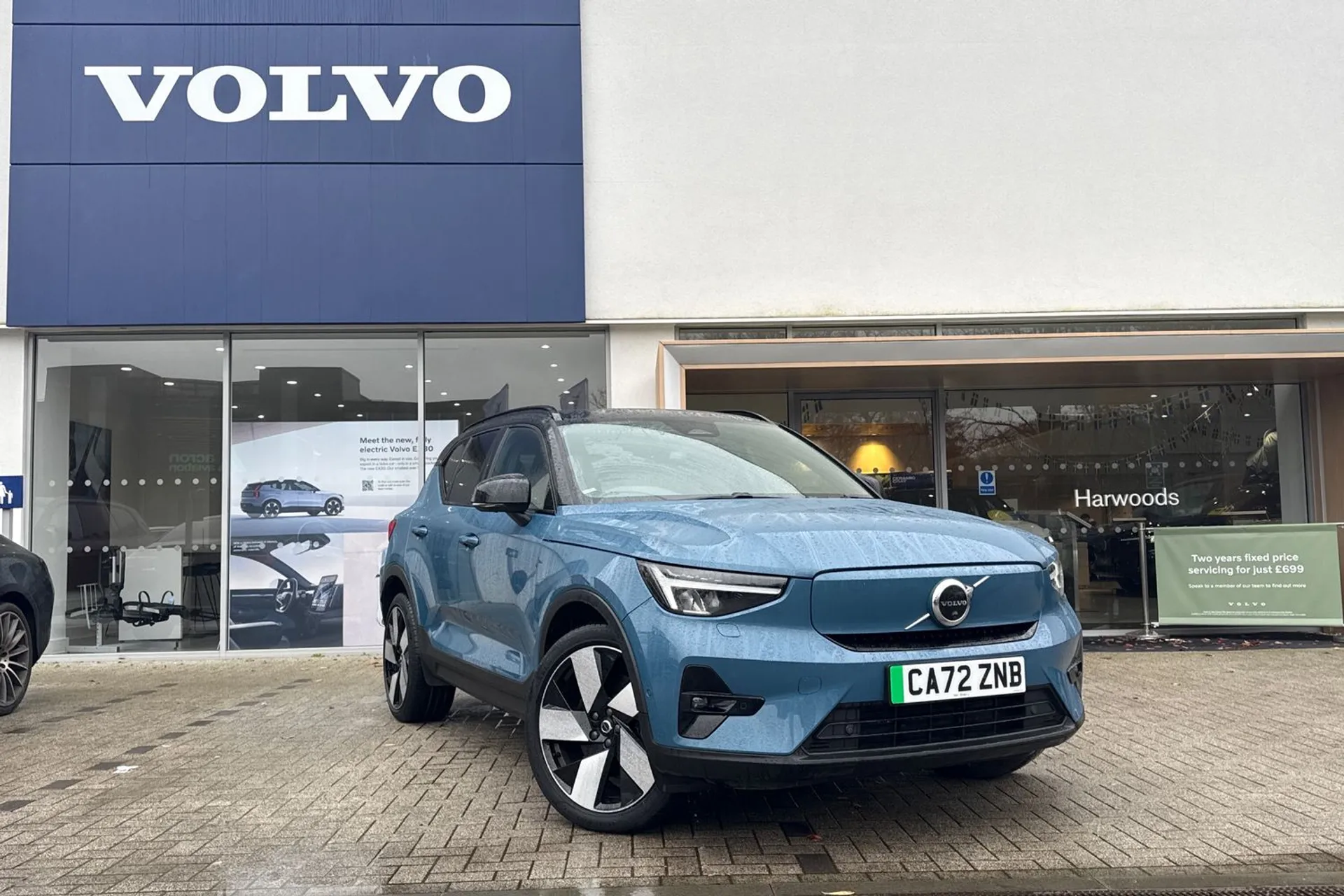 Volvo XC40 focused image