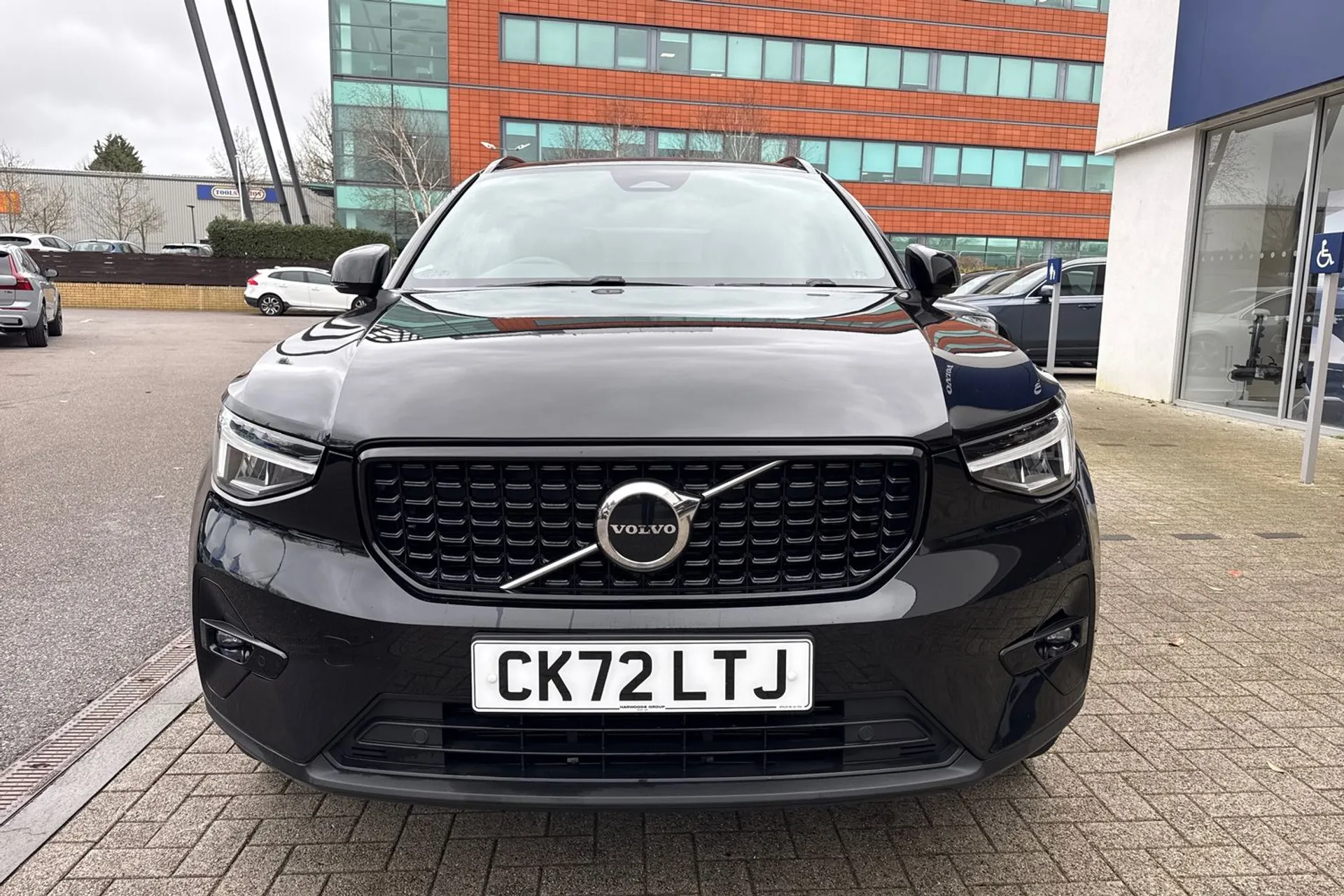 Volvo XC40 thumbnail image number 13