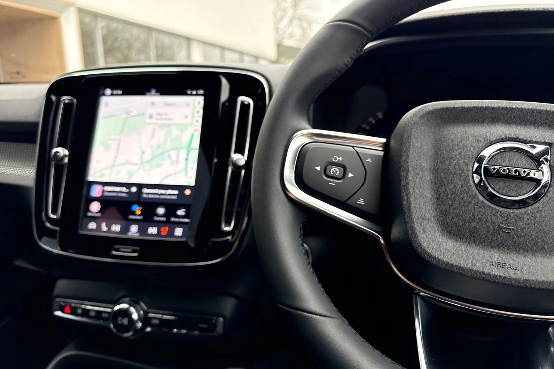 Volvo XC40 thumbnail image number 36