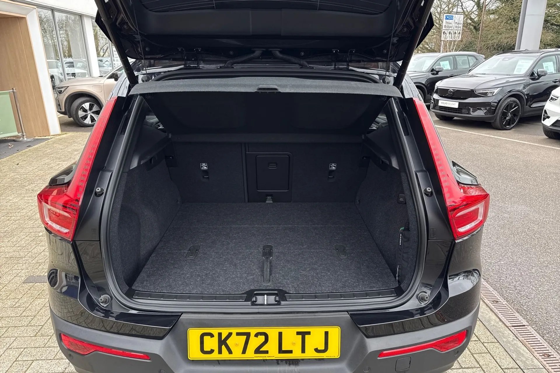 Volvo XC40 thumbnail image number 20