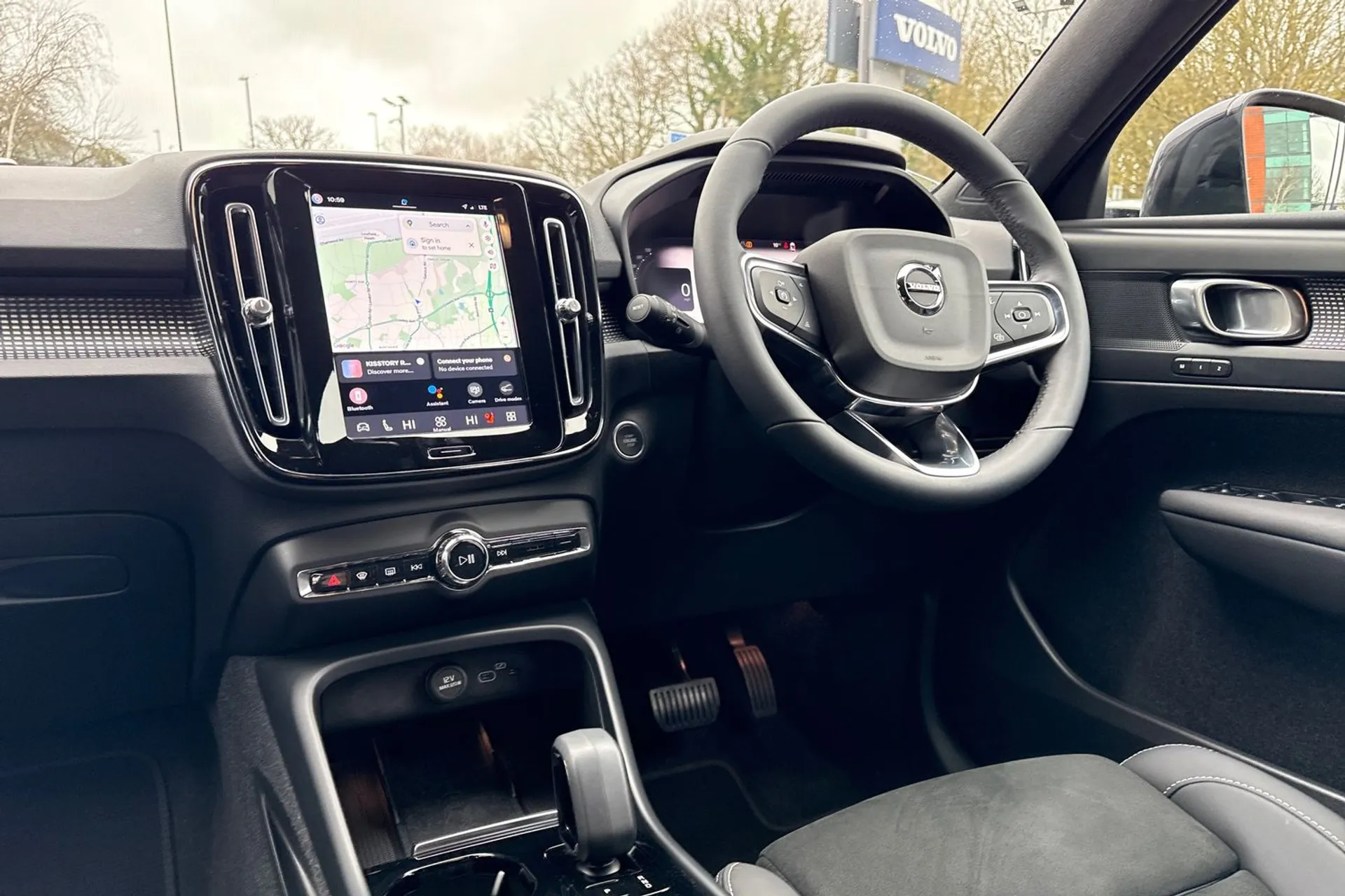 Volvo XC40 thumbnail image number 35