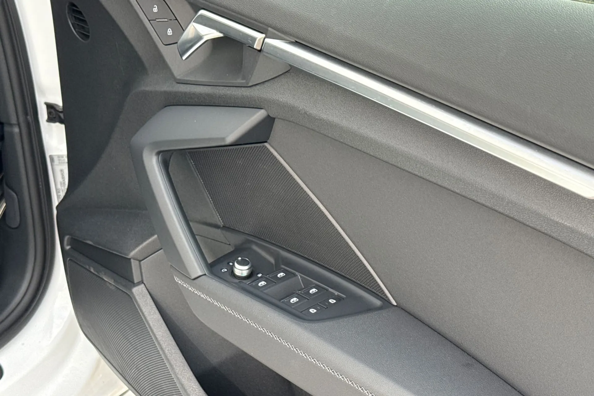 Audi A3 thumbnail image number 48
