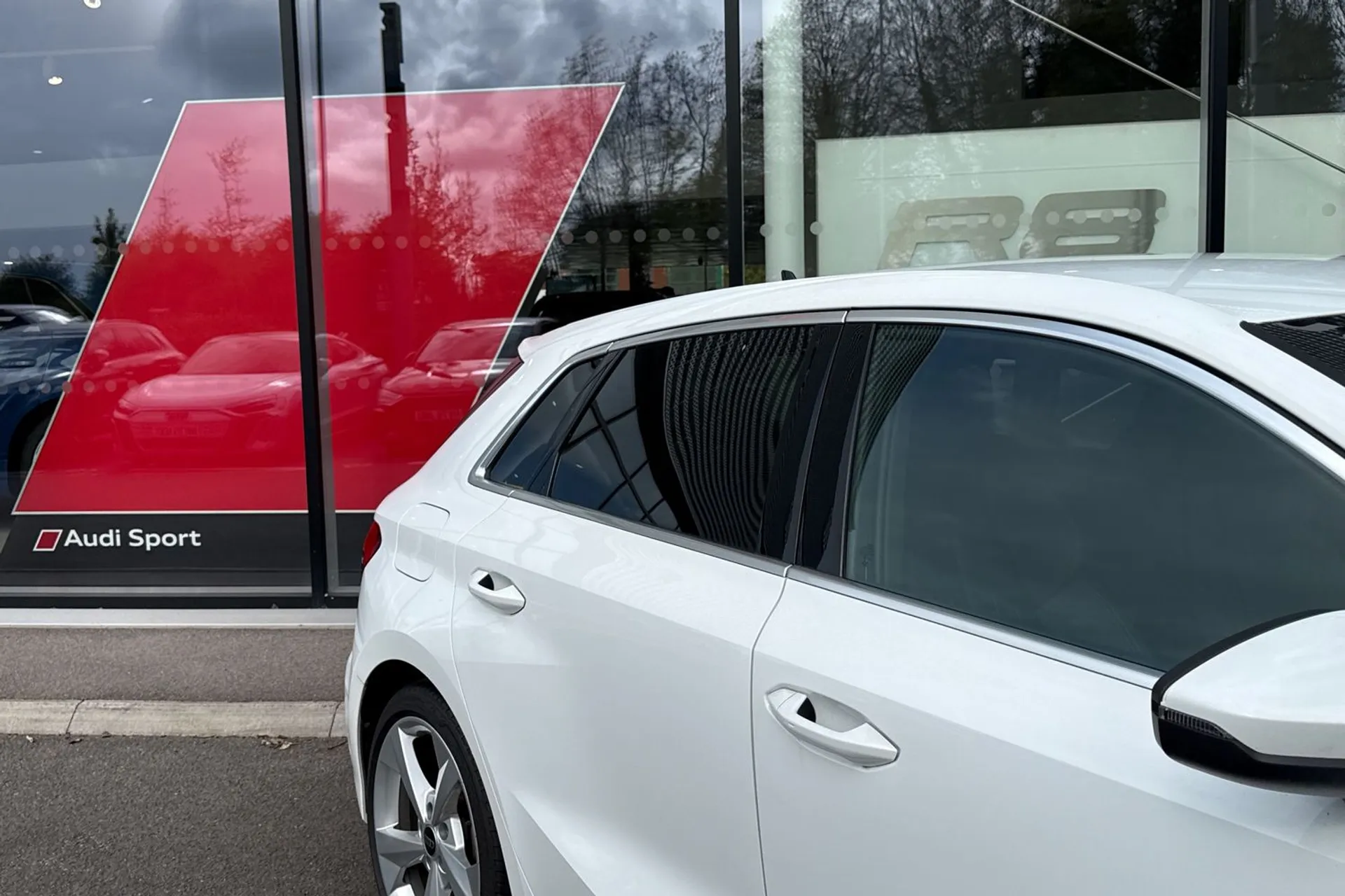 Audi A3 thumbnail image number 26