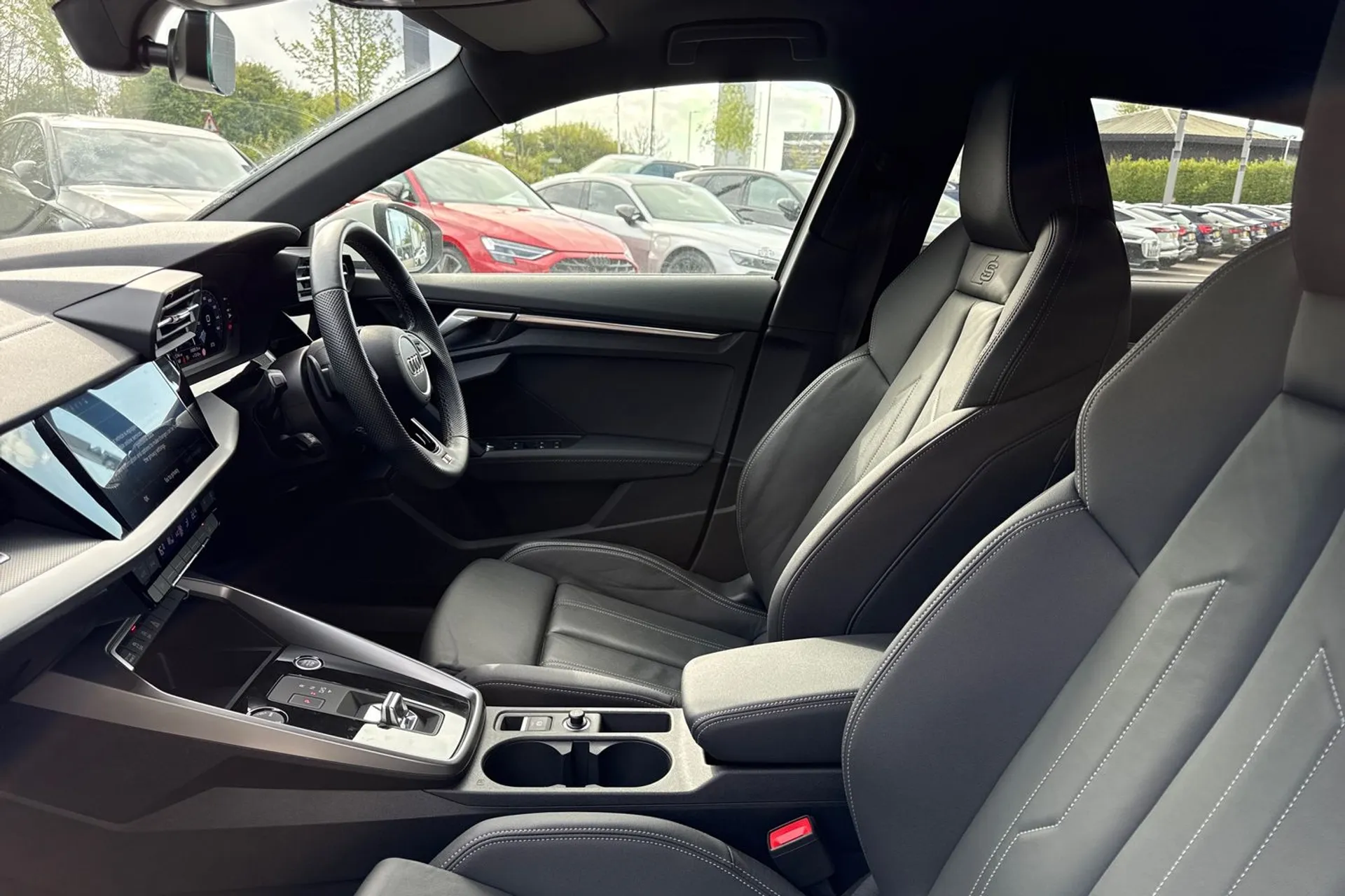 Audi A3 thumbnail image number 37