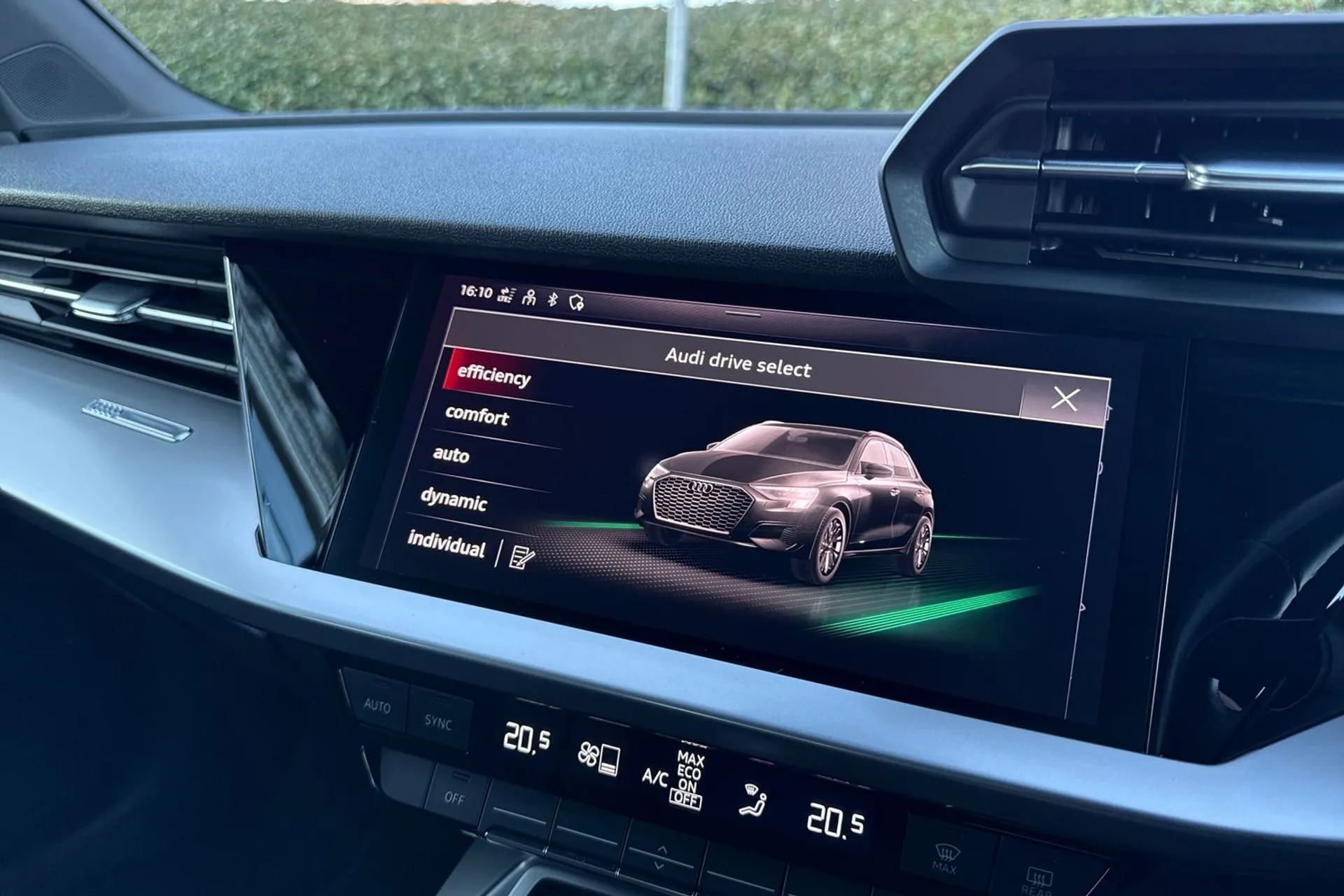 Audi A3 thumbnail image number 9