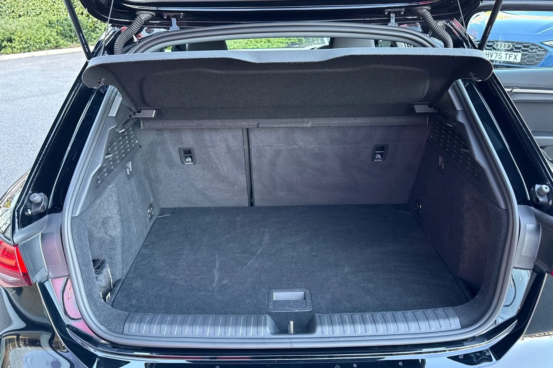 Audi A3 thumbnail image number 28