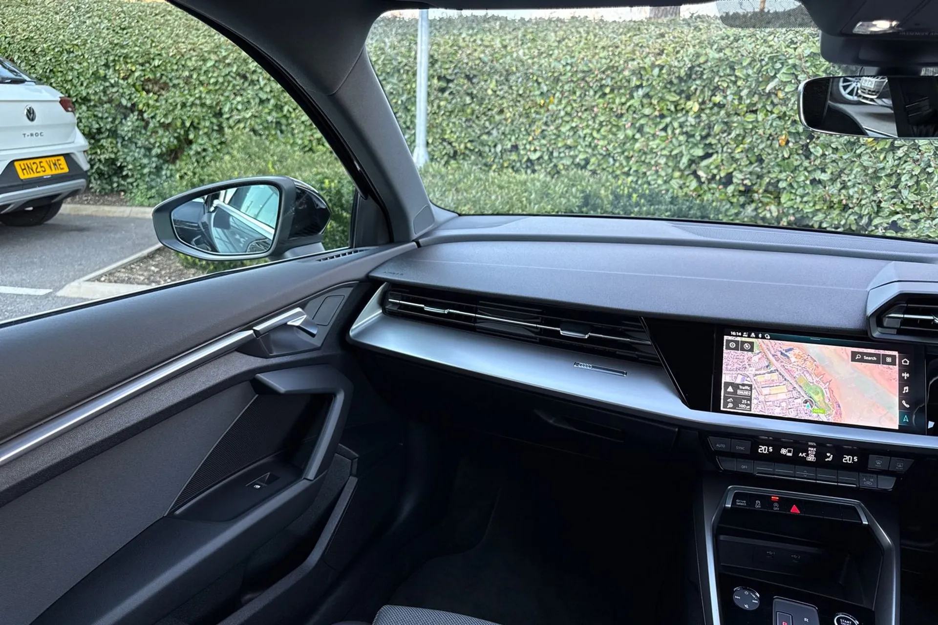 Audi A3 thumbnail image number 44