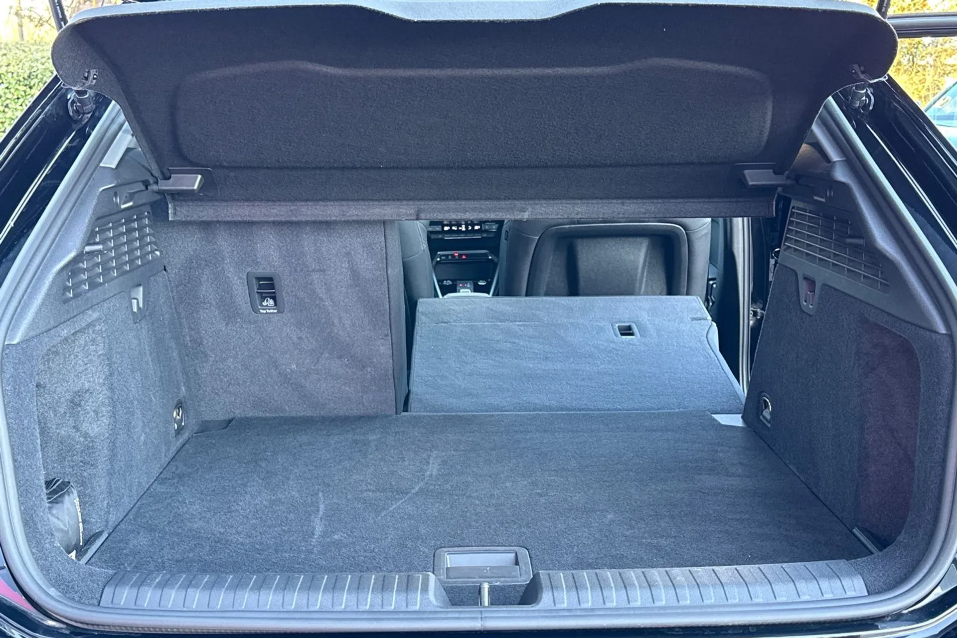 Audi A3 thumbnail image number 30