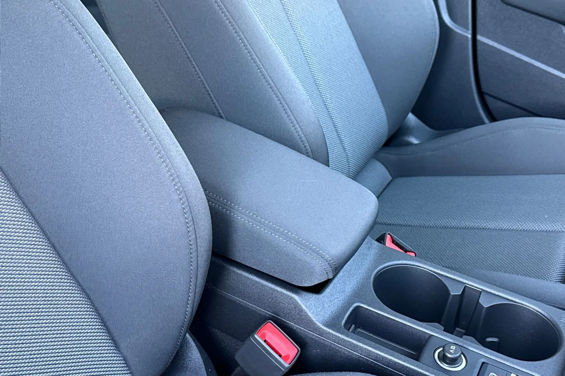 Audi A3 thumbnail image number 35