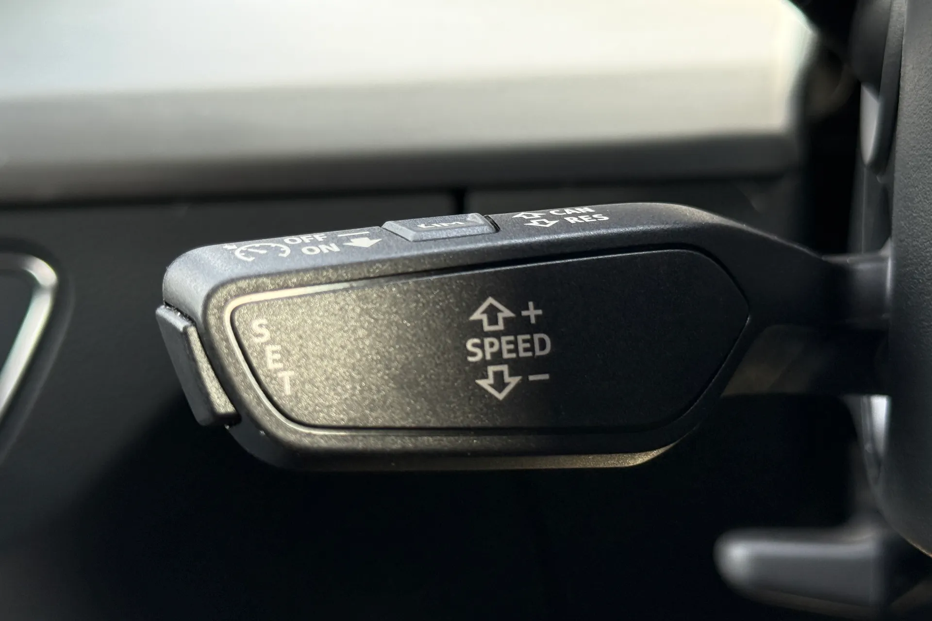 Audi Q5 thumbnail image number 15