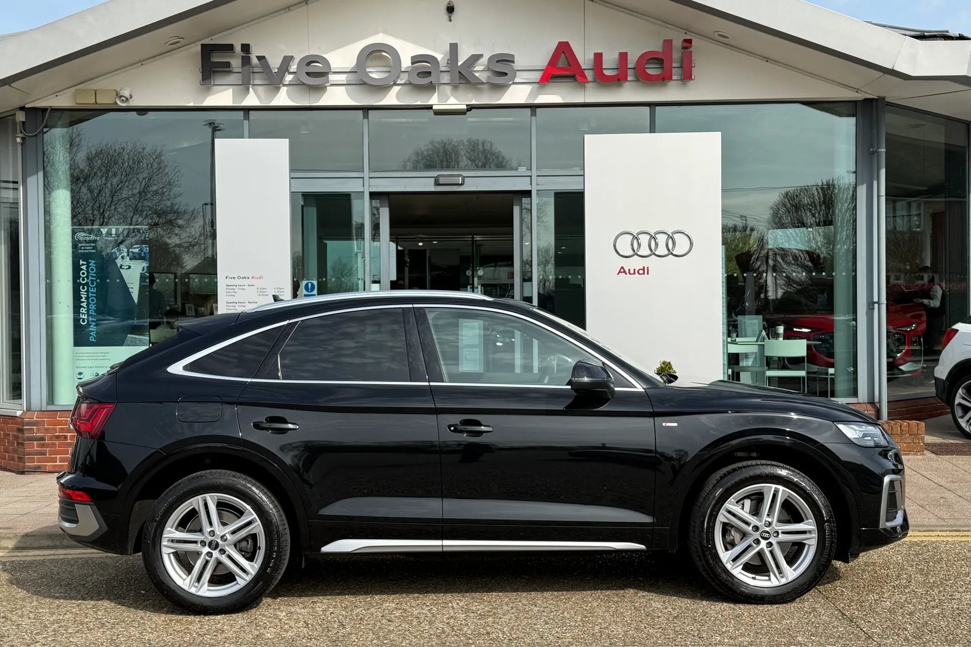 Audi Q5 thumbnail image number 2