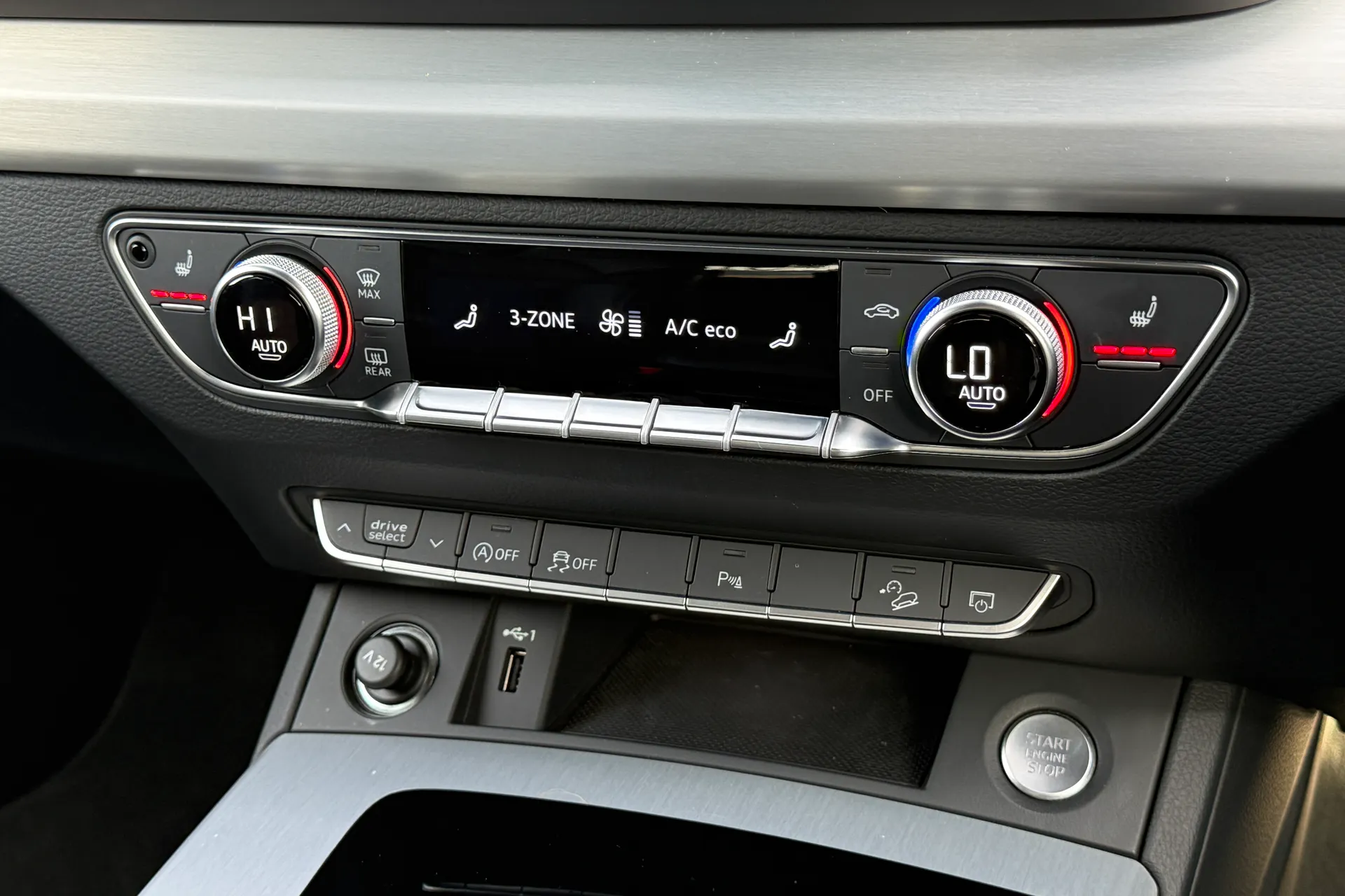 Audi Q5 thumbnail image number 14