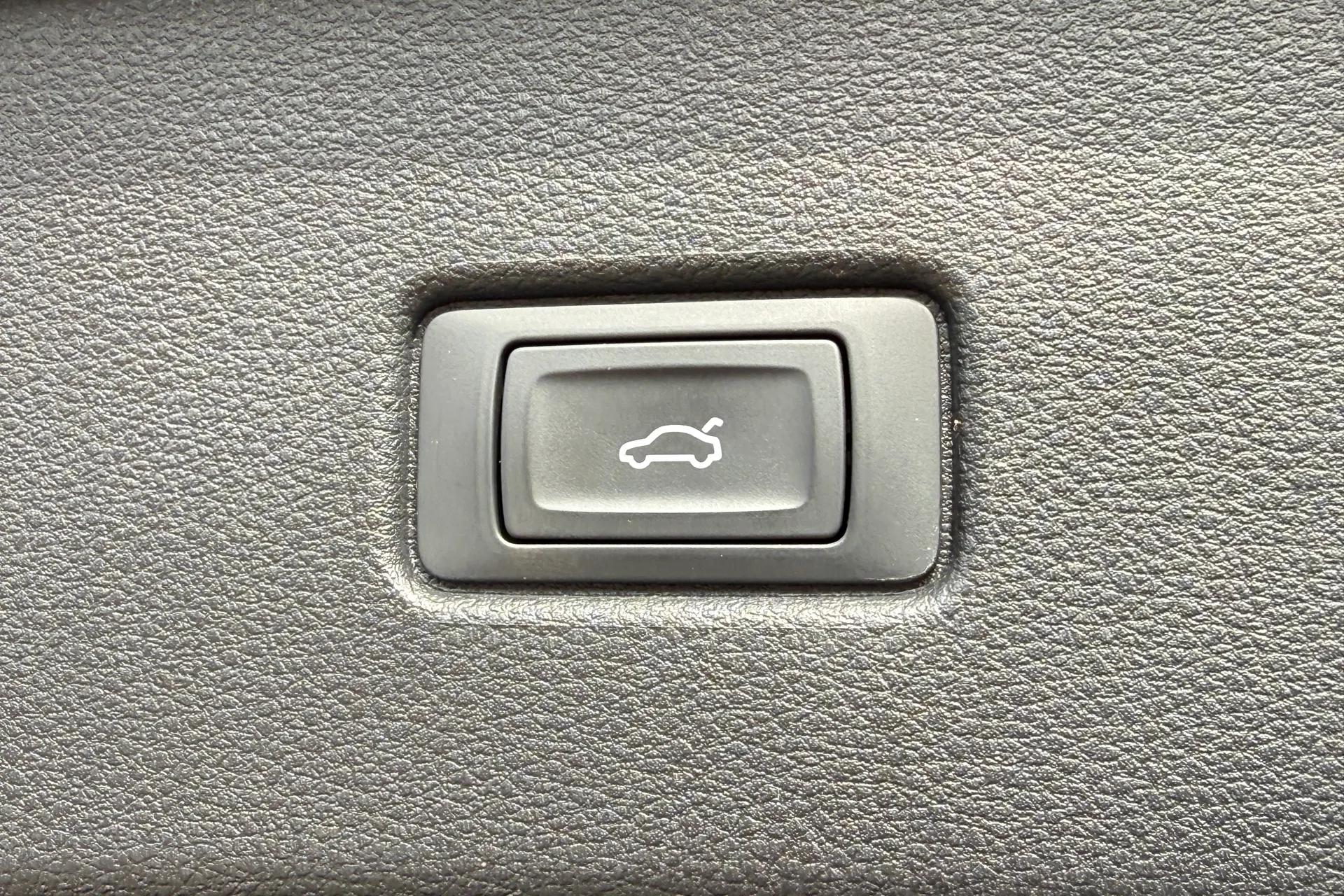 Audi Q5 thumbnail image number 34