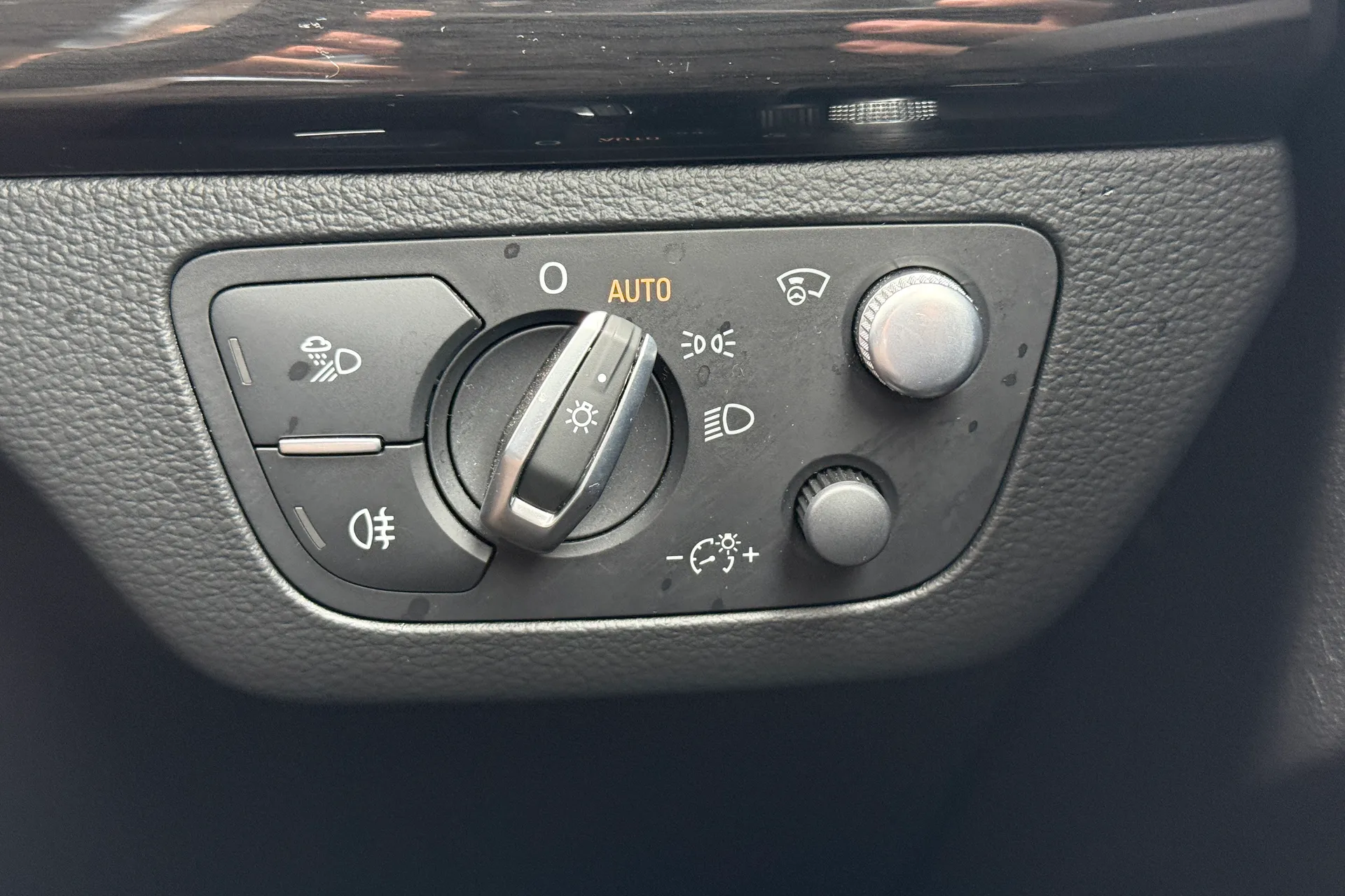 Audi Q5 thumbnail image number 15