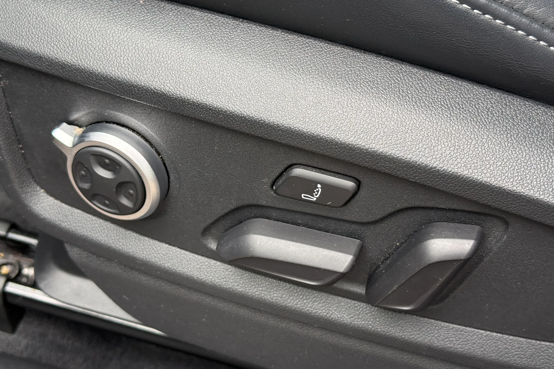 Audi Q5 thumbnail image number 54