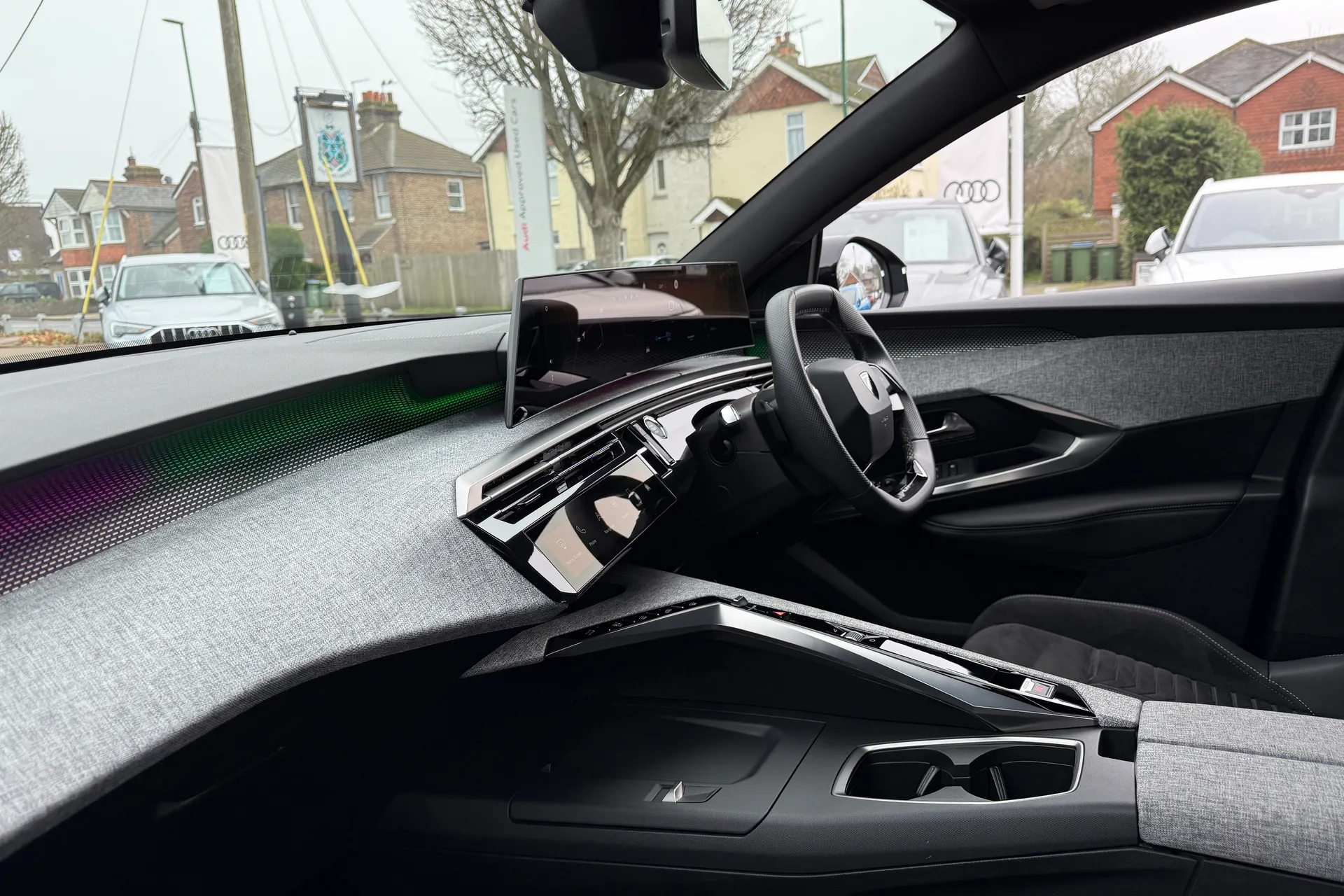 PEUGEOT 3008 thumbnail image number 26