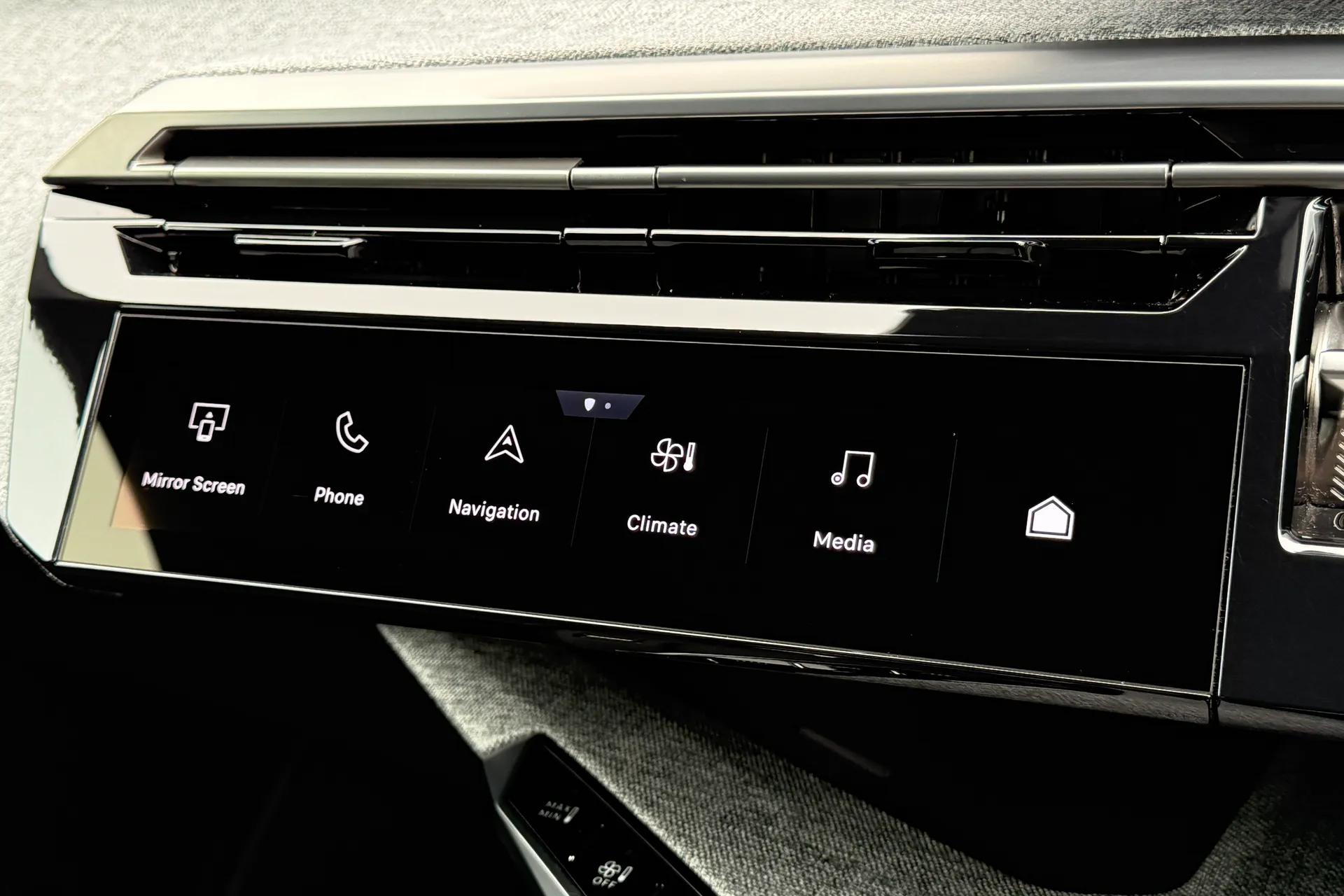 PEUGEOT 3008 thumbnail image number 11