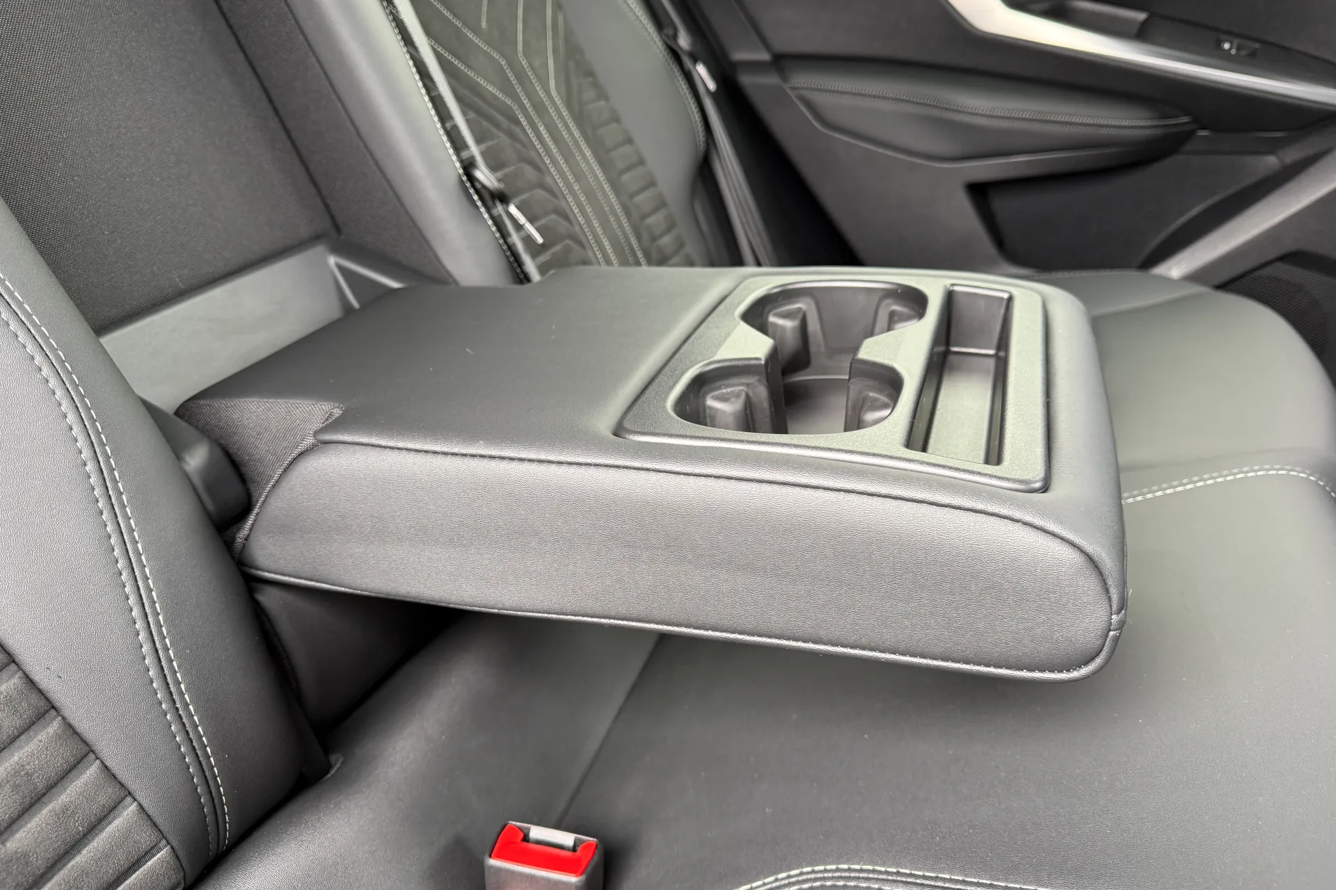 PEUGEOT 3008 thumbnail image number 44