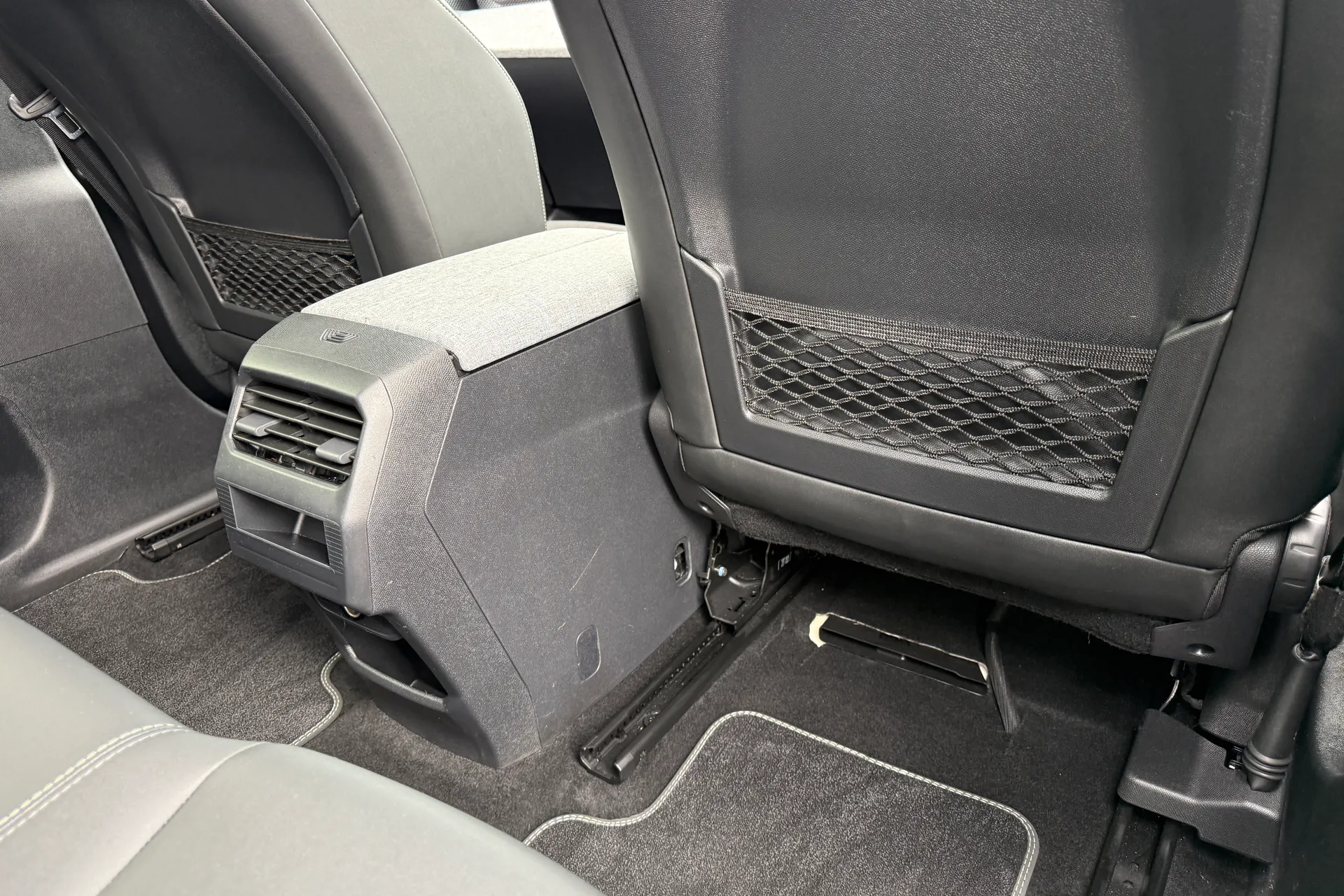 PEUGEOT 3008 thumbnail image number 46