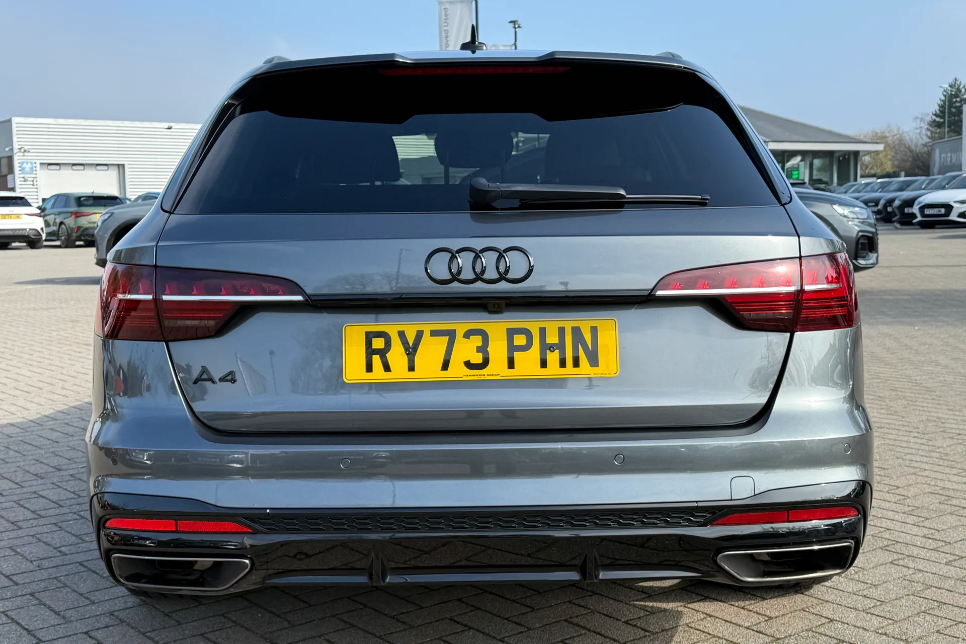 Audi A4 thumbnail image number 30