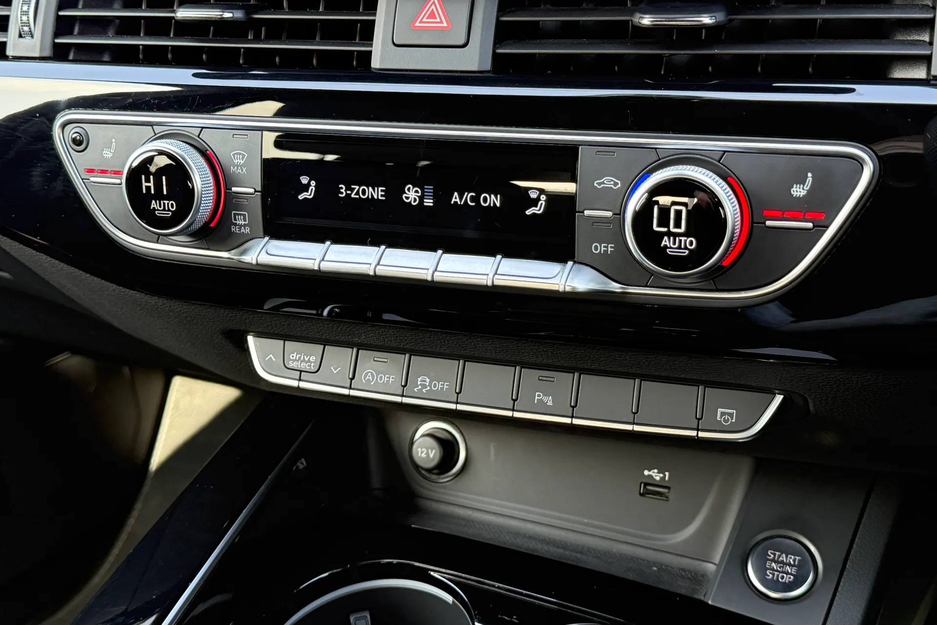 Audi A4 thumbnail image number 13