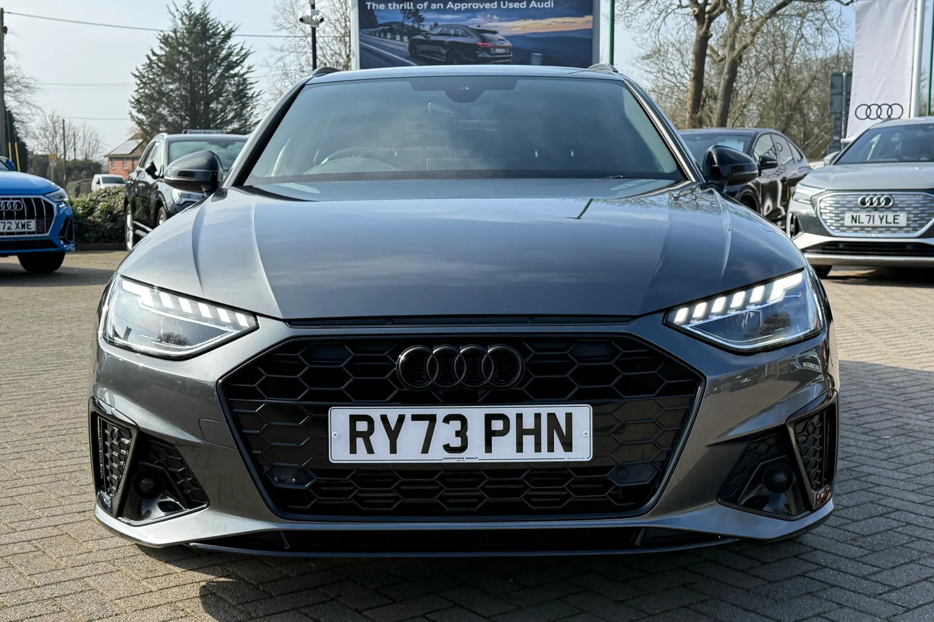 Audi A4 thumbnail image number 22