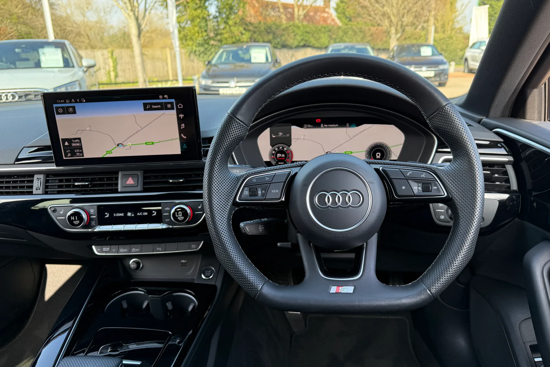 Audi A4 thumbnail image number 6