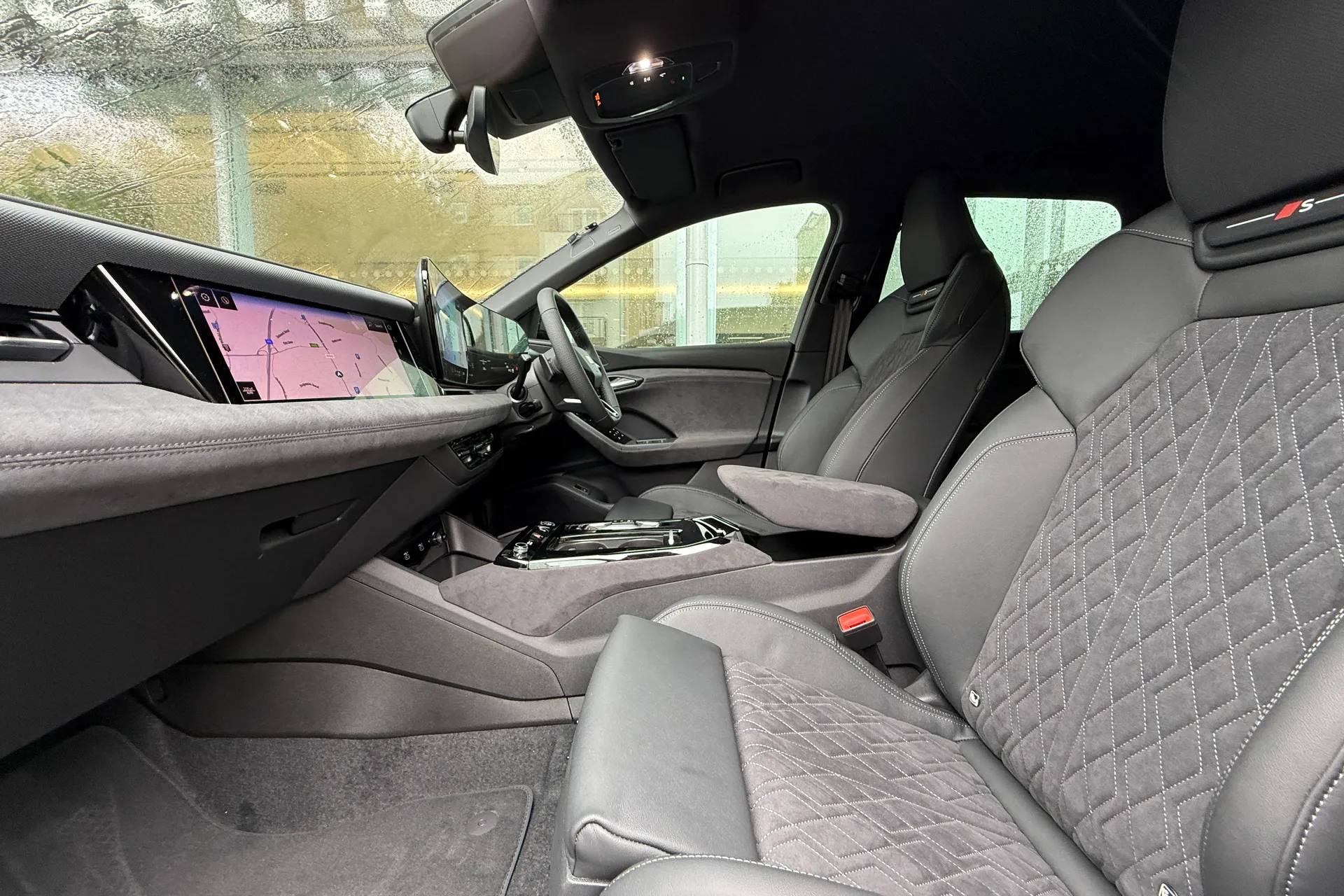 Audi Q6 e-tron thumbnail image number 53