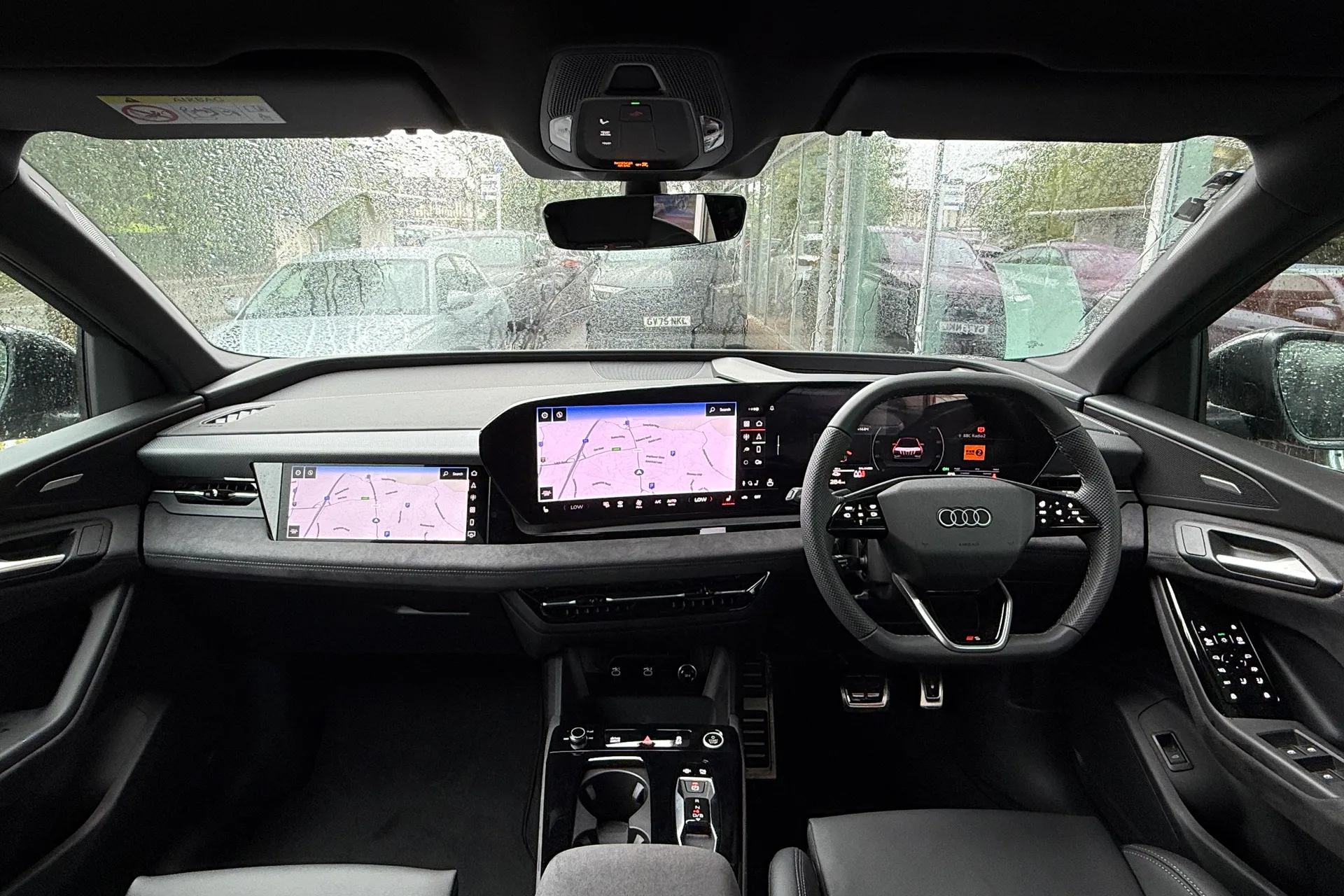 Audi Q6 e-tron thumbnail image number 3